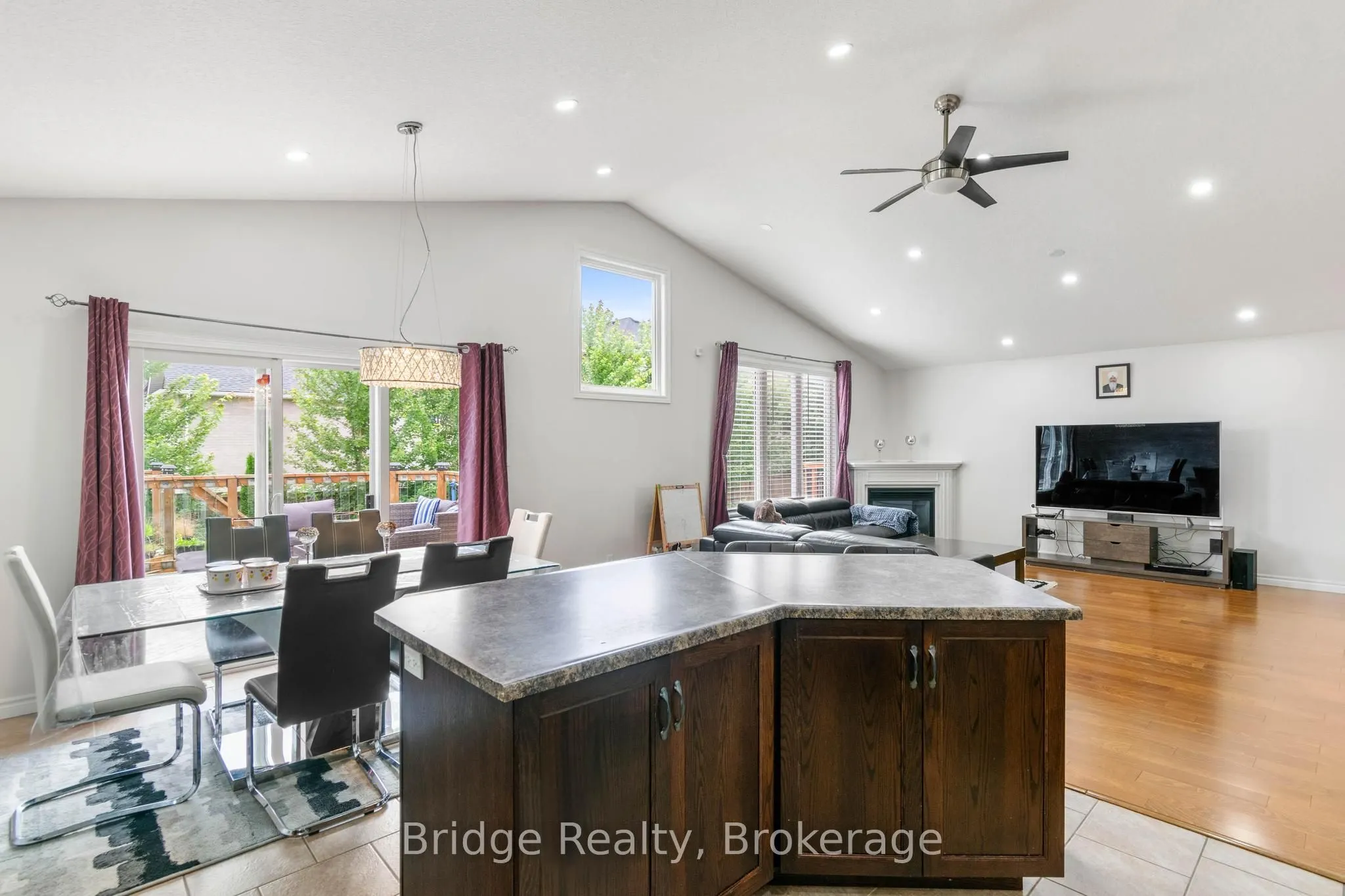 451 FAIRWAY Road