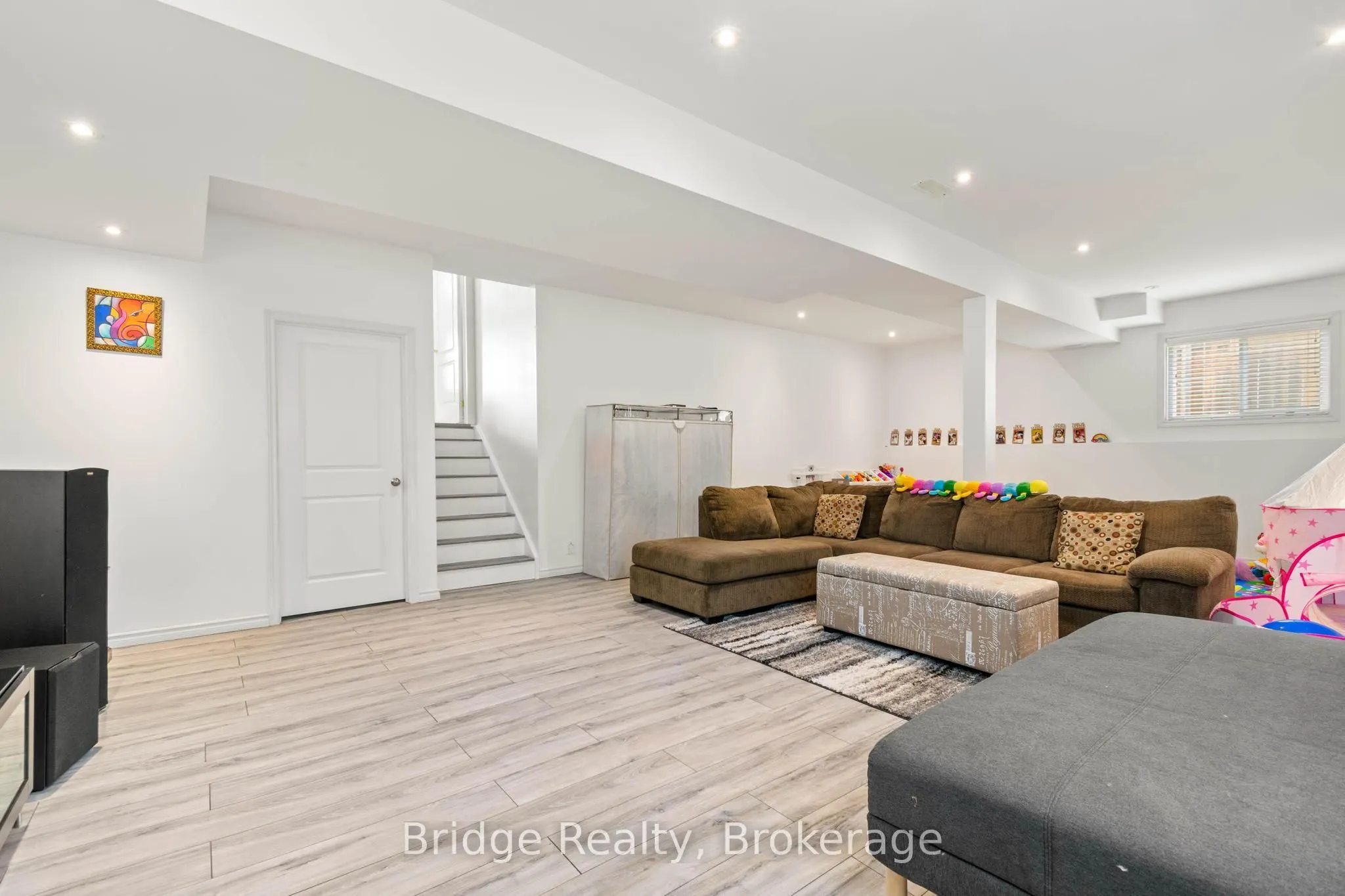 451 FAIRWAY Road