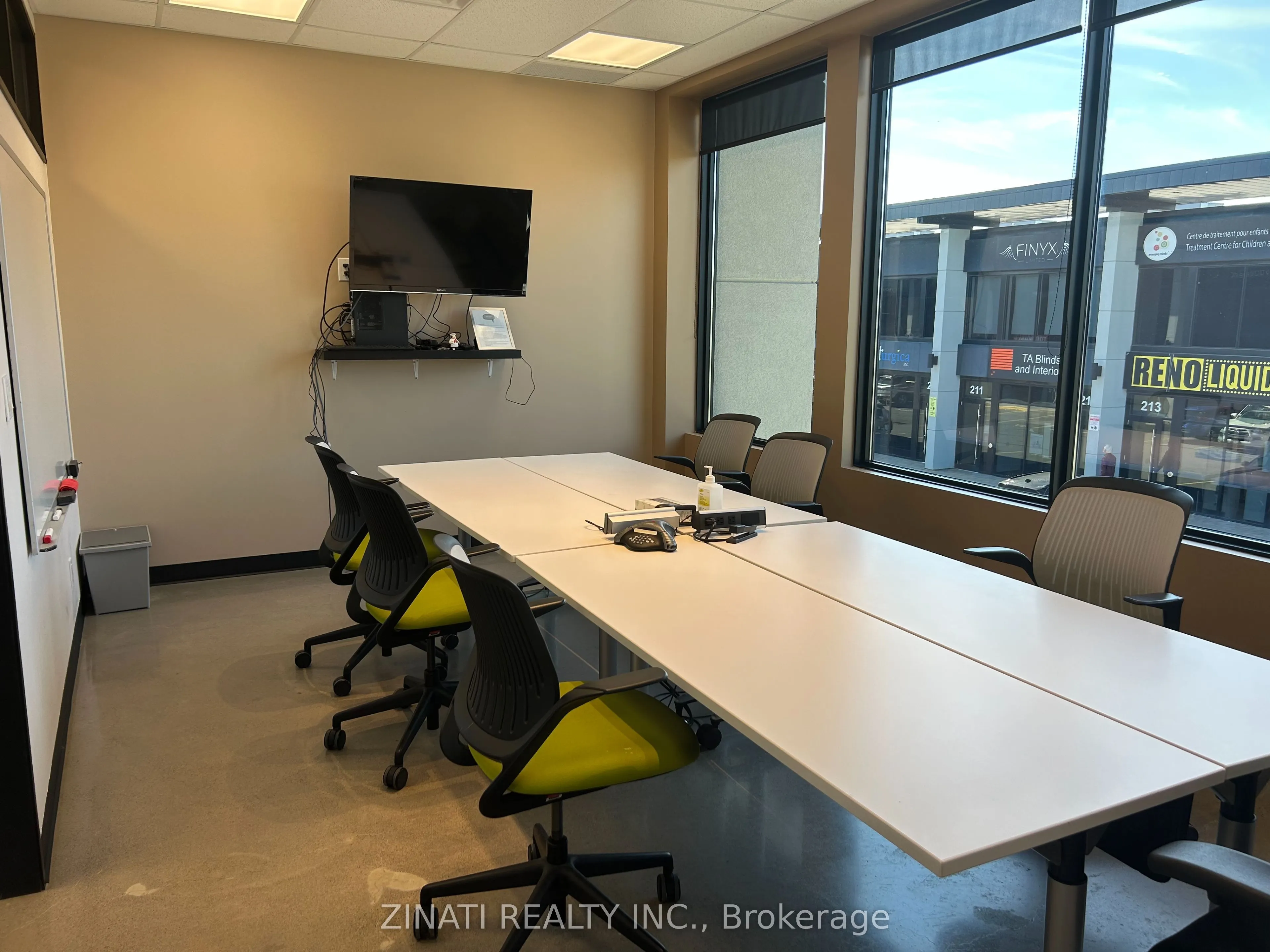 2310 St. Laurent Boulevard, #316-320