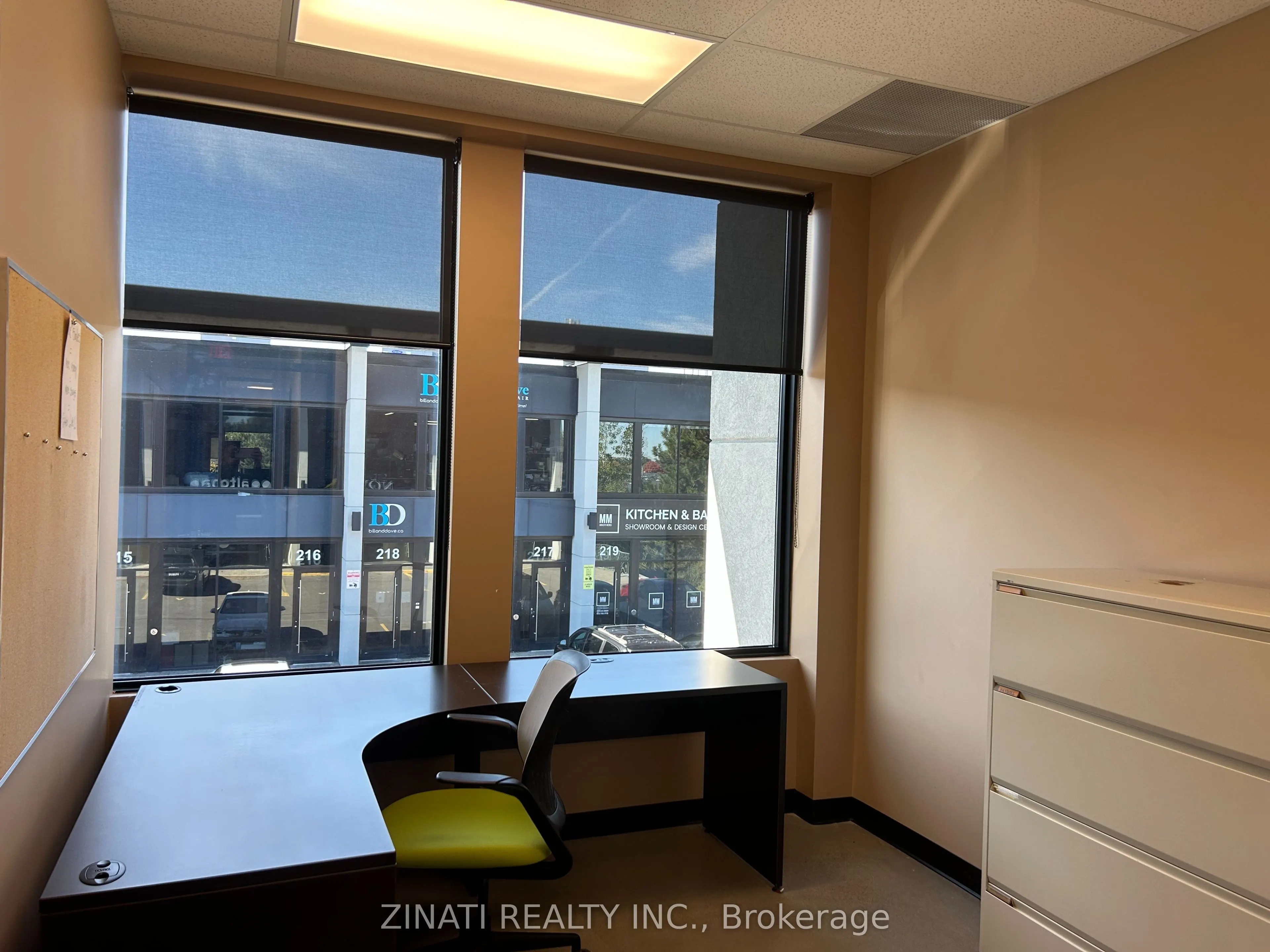 2310 St. Laurent Boulevard, #316-320