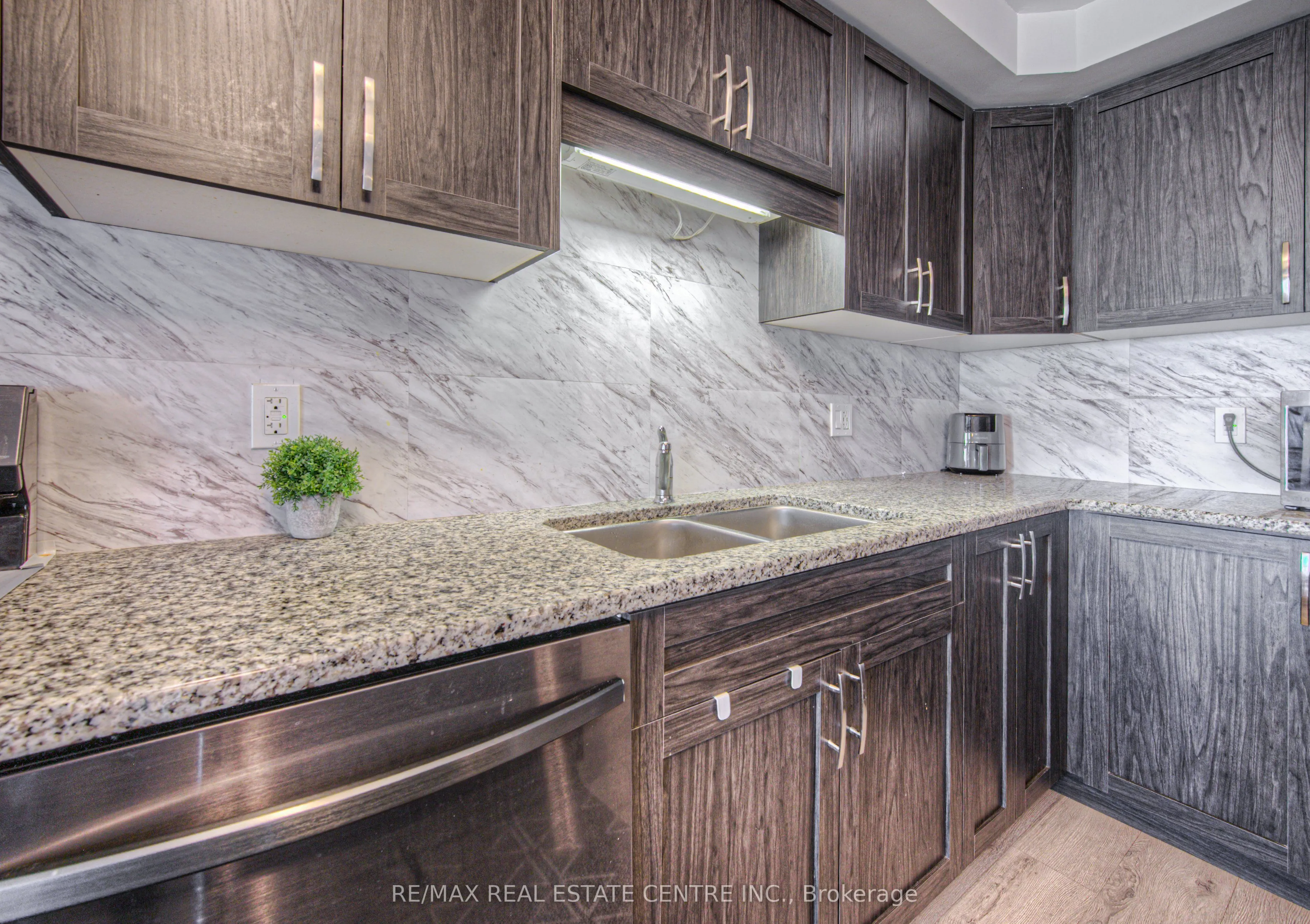 23 Valencia Avenue E, #119