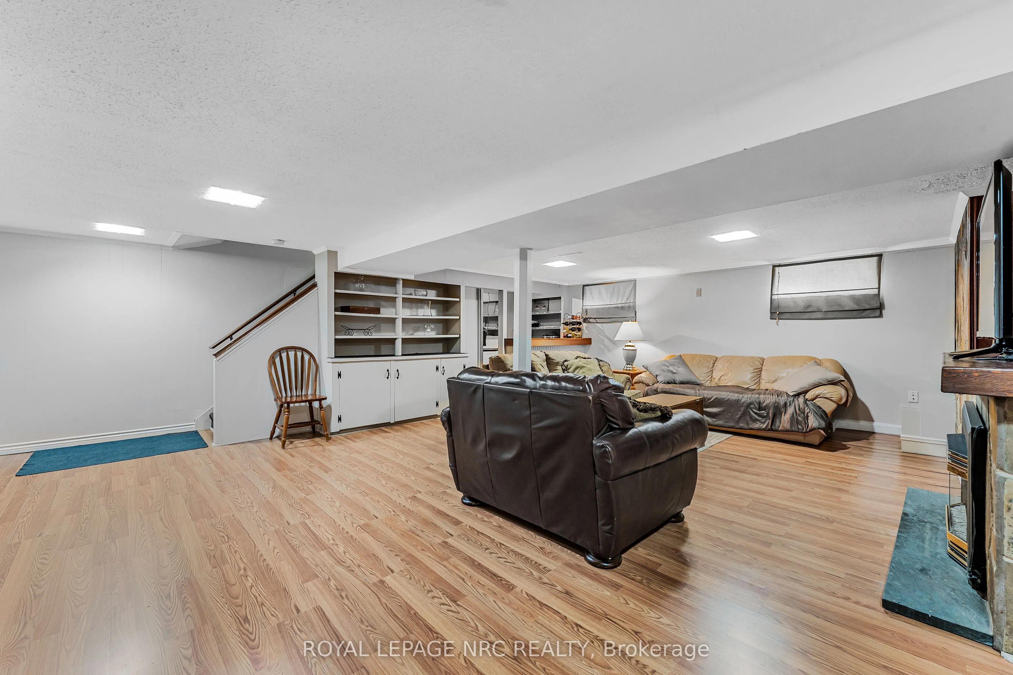 6 Maplewood Drive