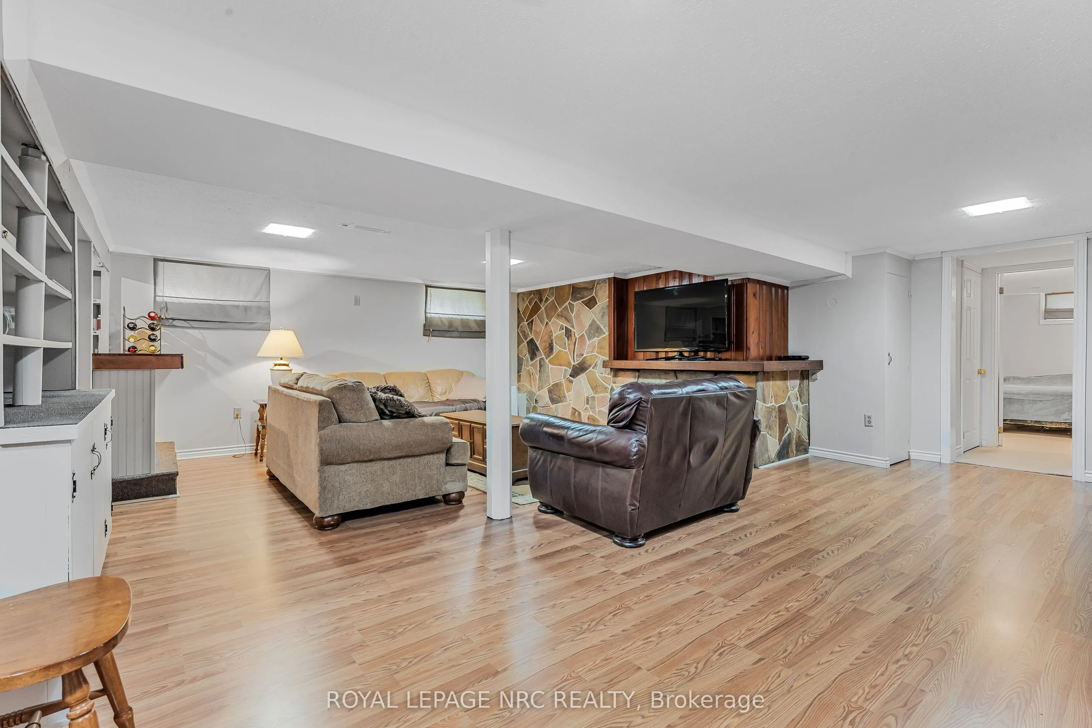 6 Maplewood Drive