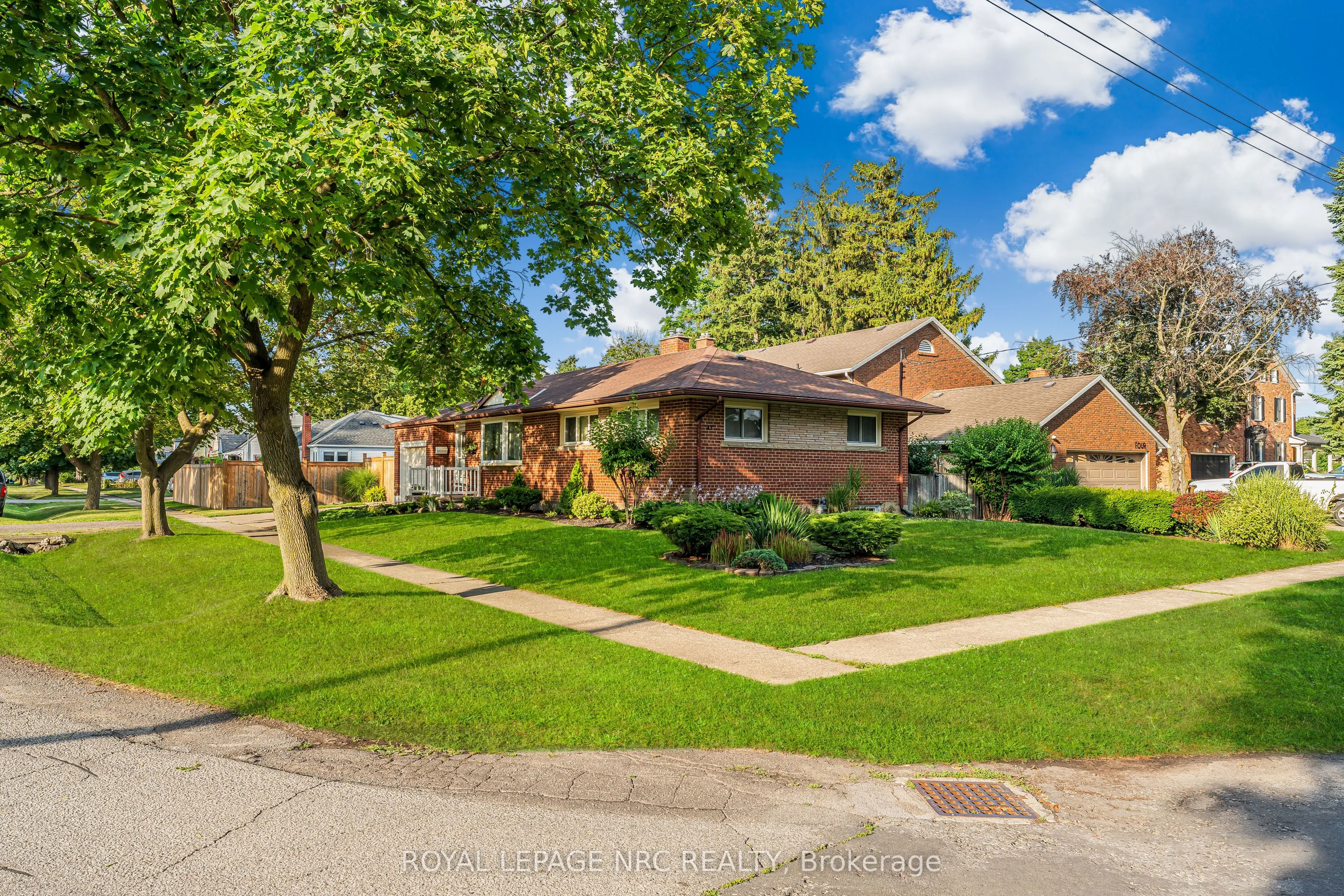 6 Maplewood Drive