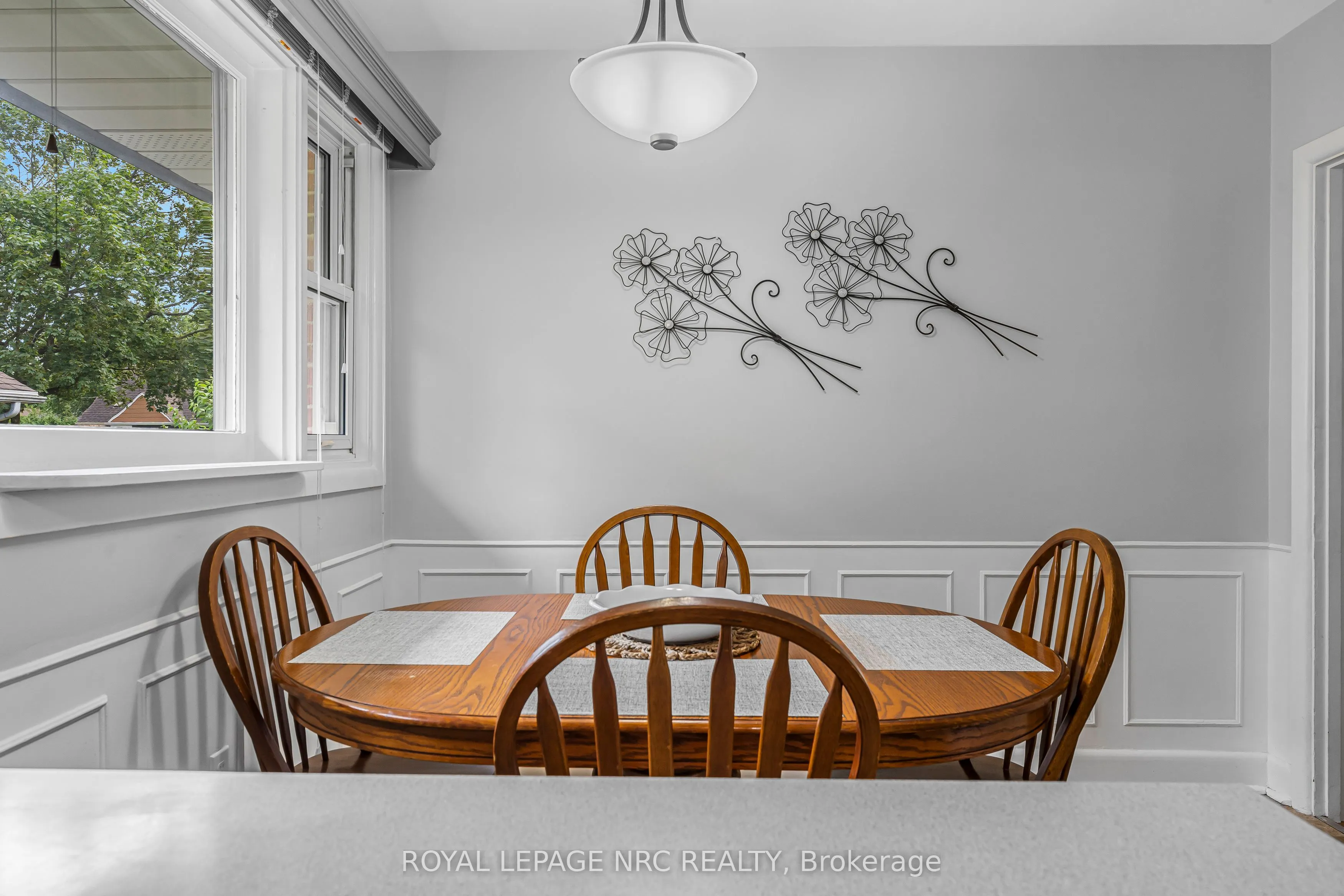 6 Maplewood Drive