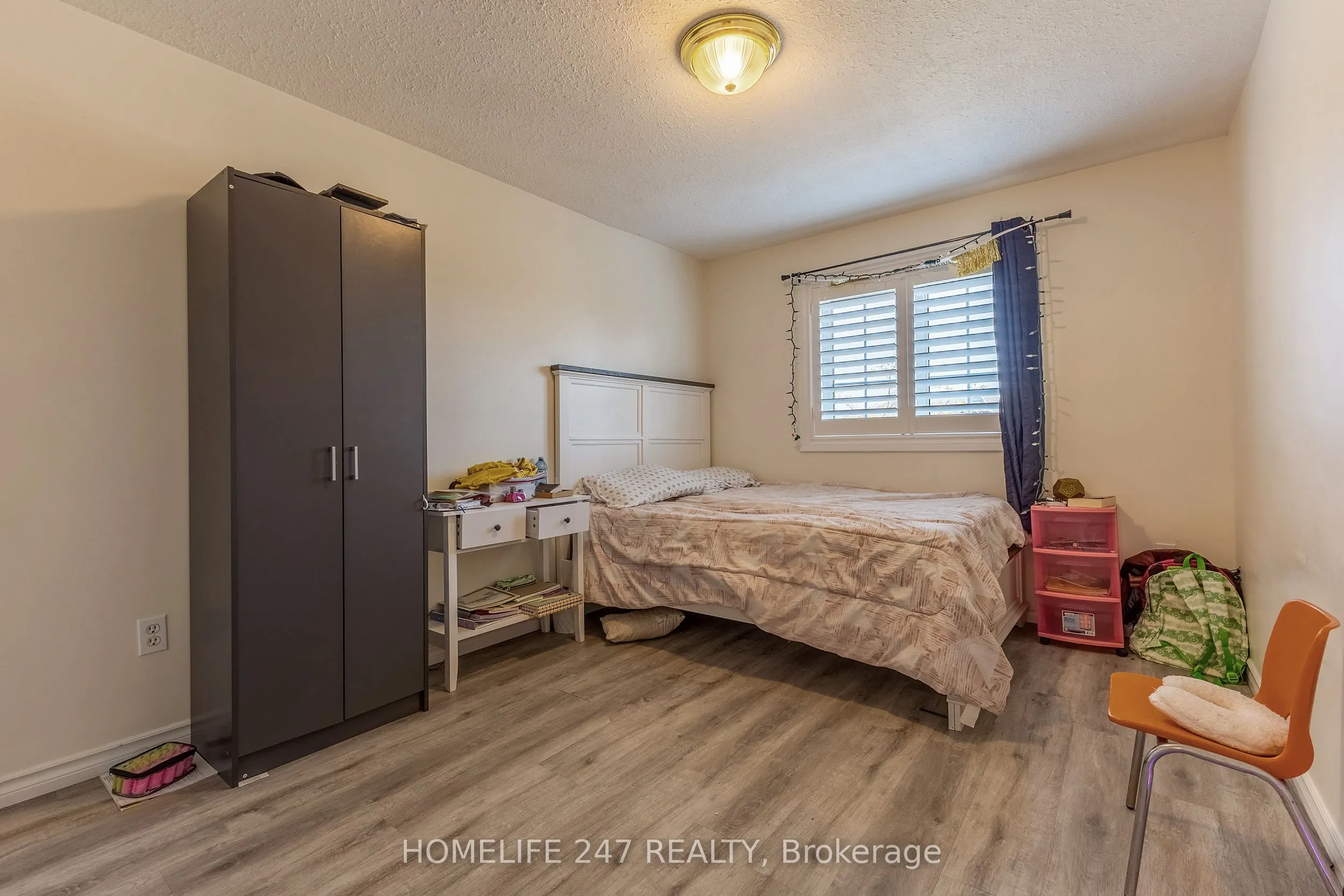 31 Schroder Crescent, #5