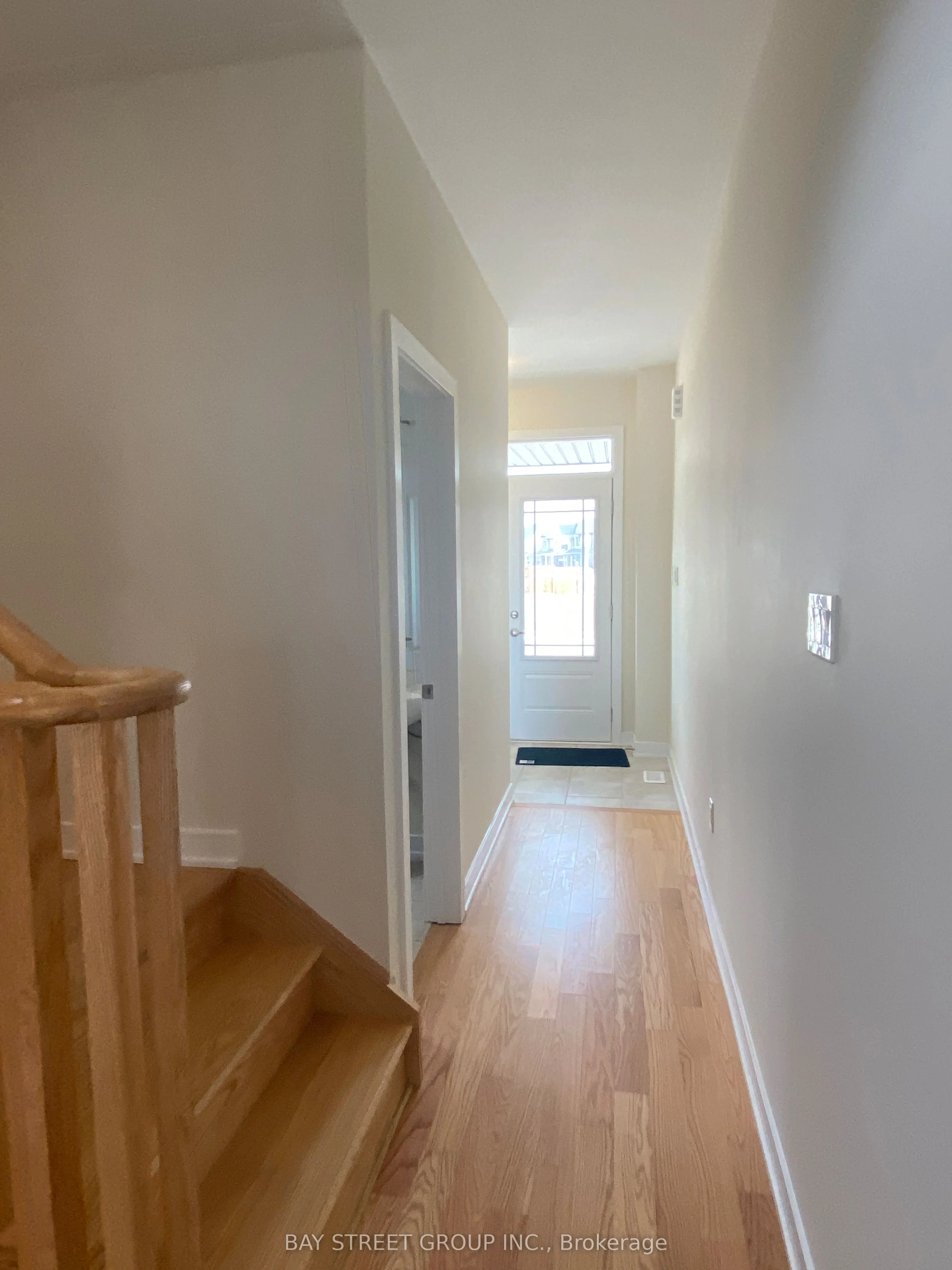 215 Aviron Crescent