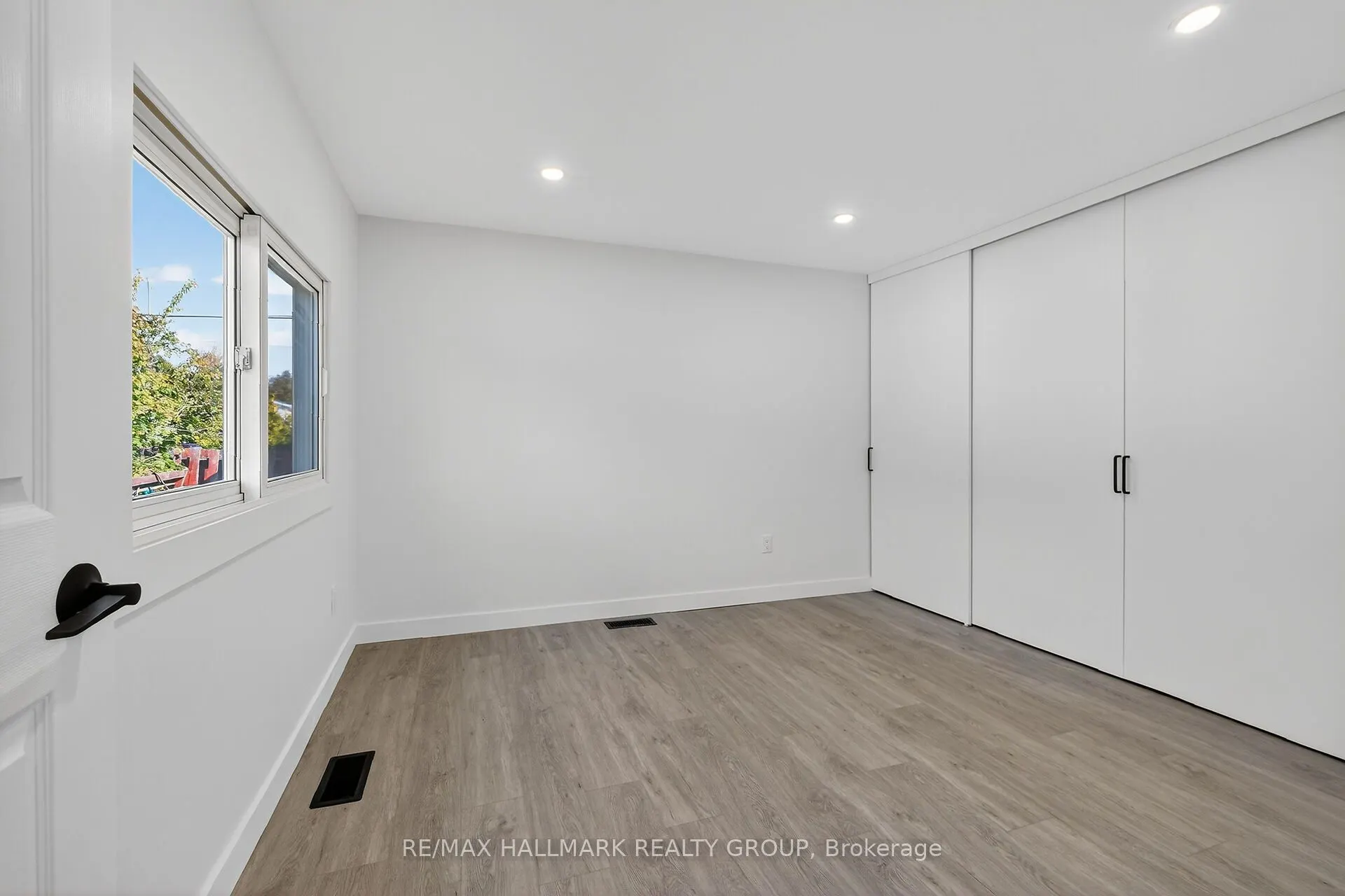 3535 St. Joseph Boulevard, #68