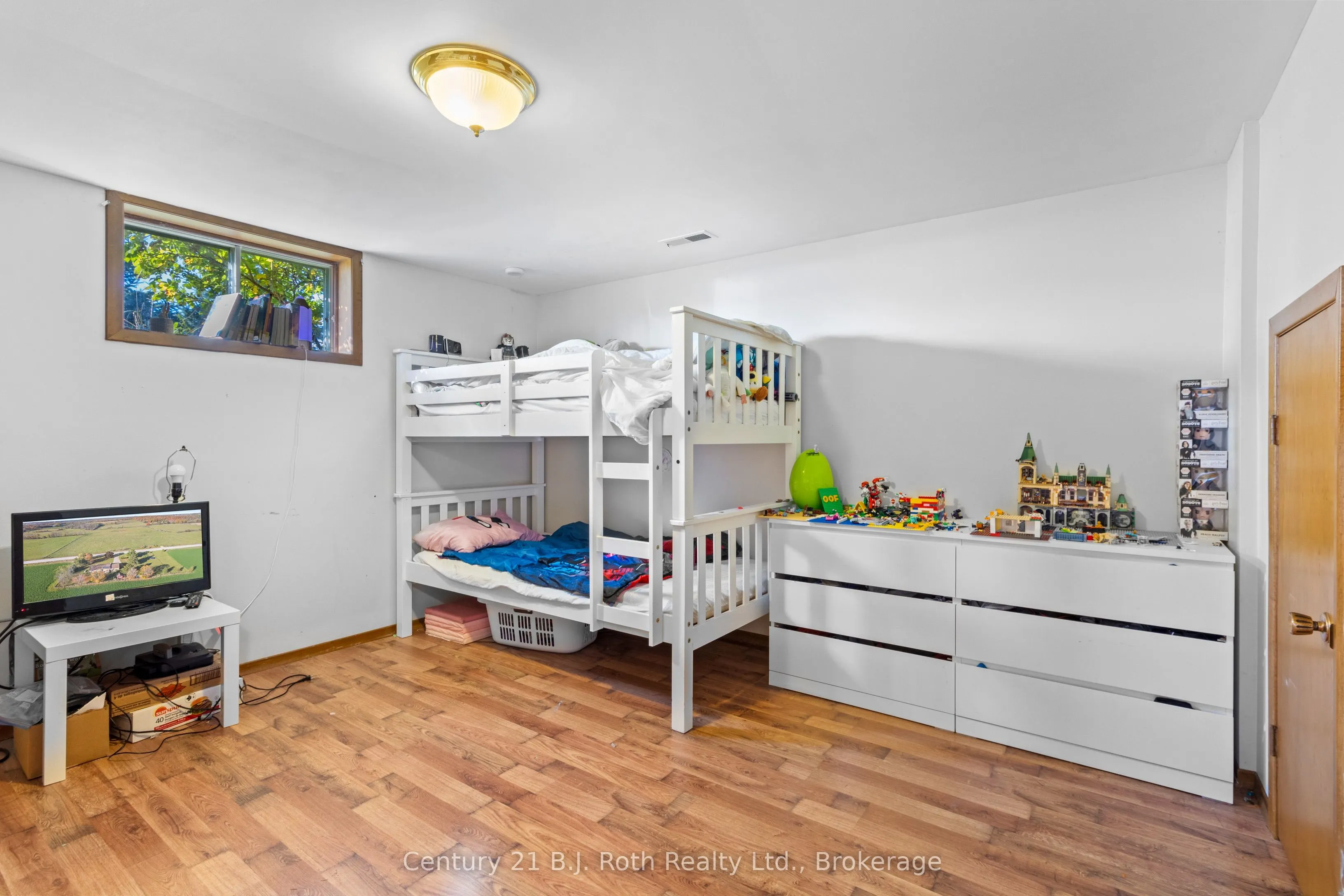 21388 GREY RD 16