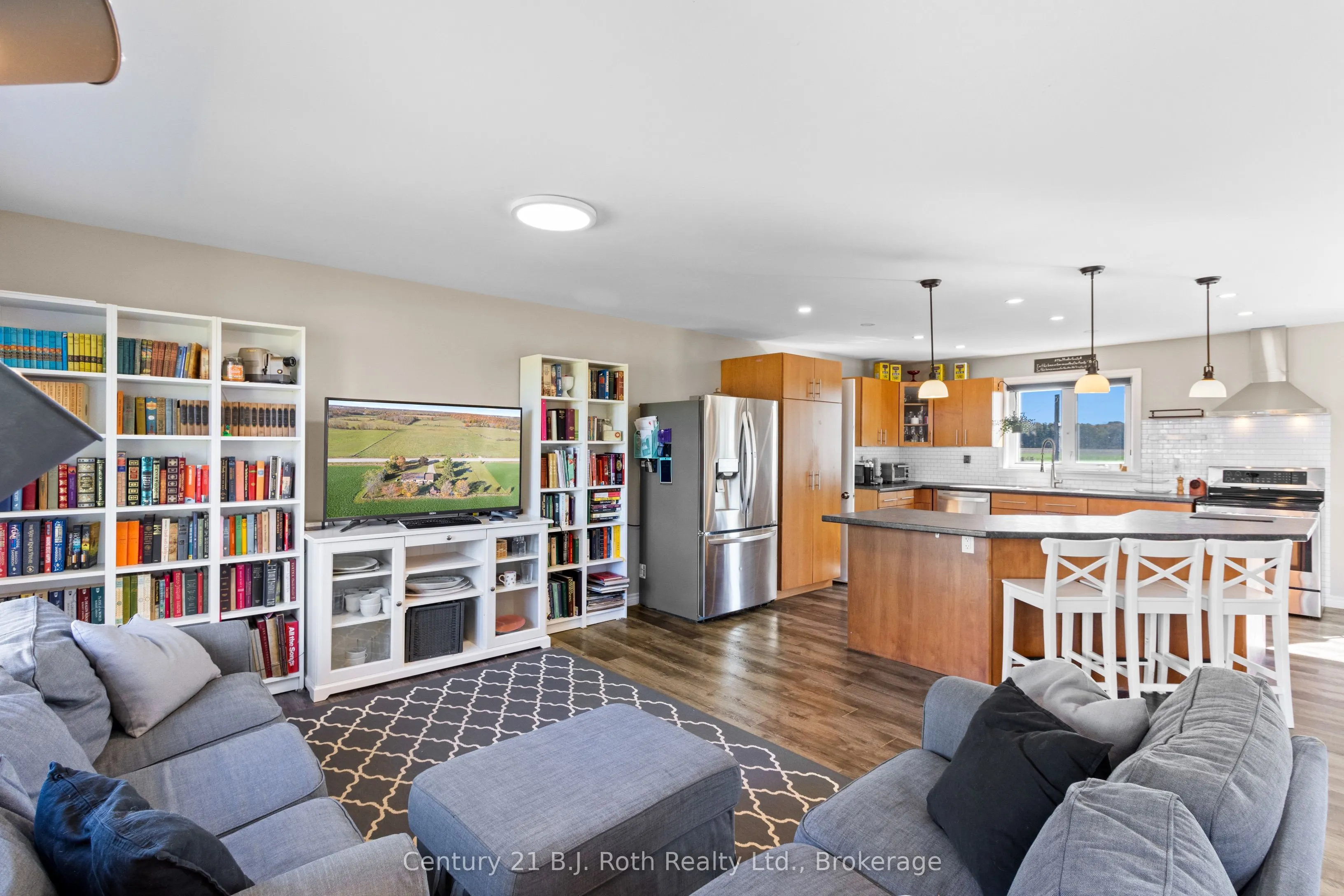 21388 GREY RD 16