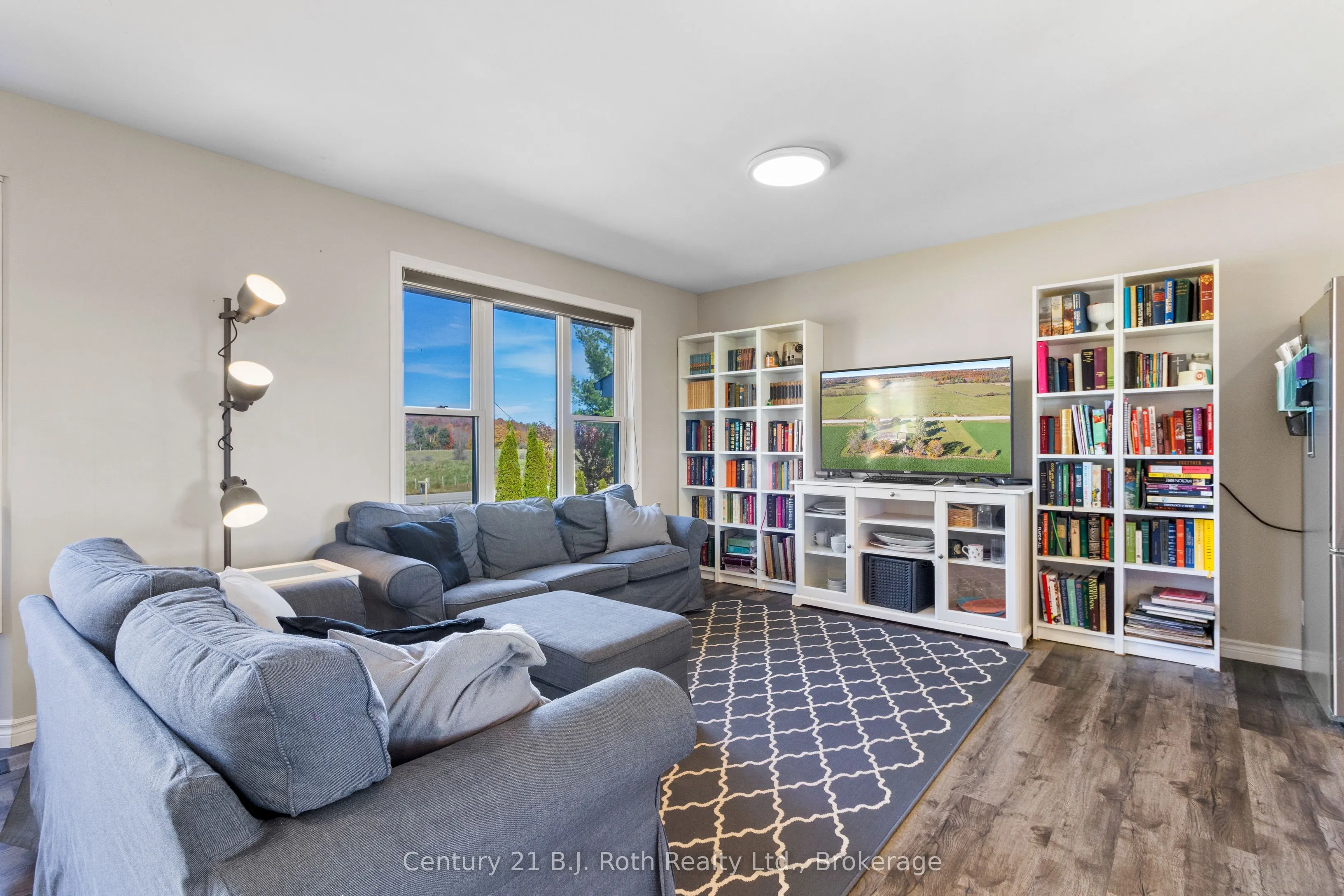 21388 GREY RD 16