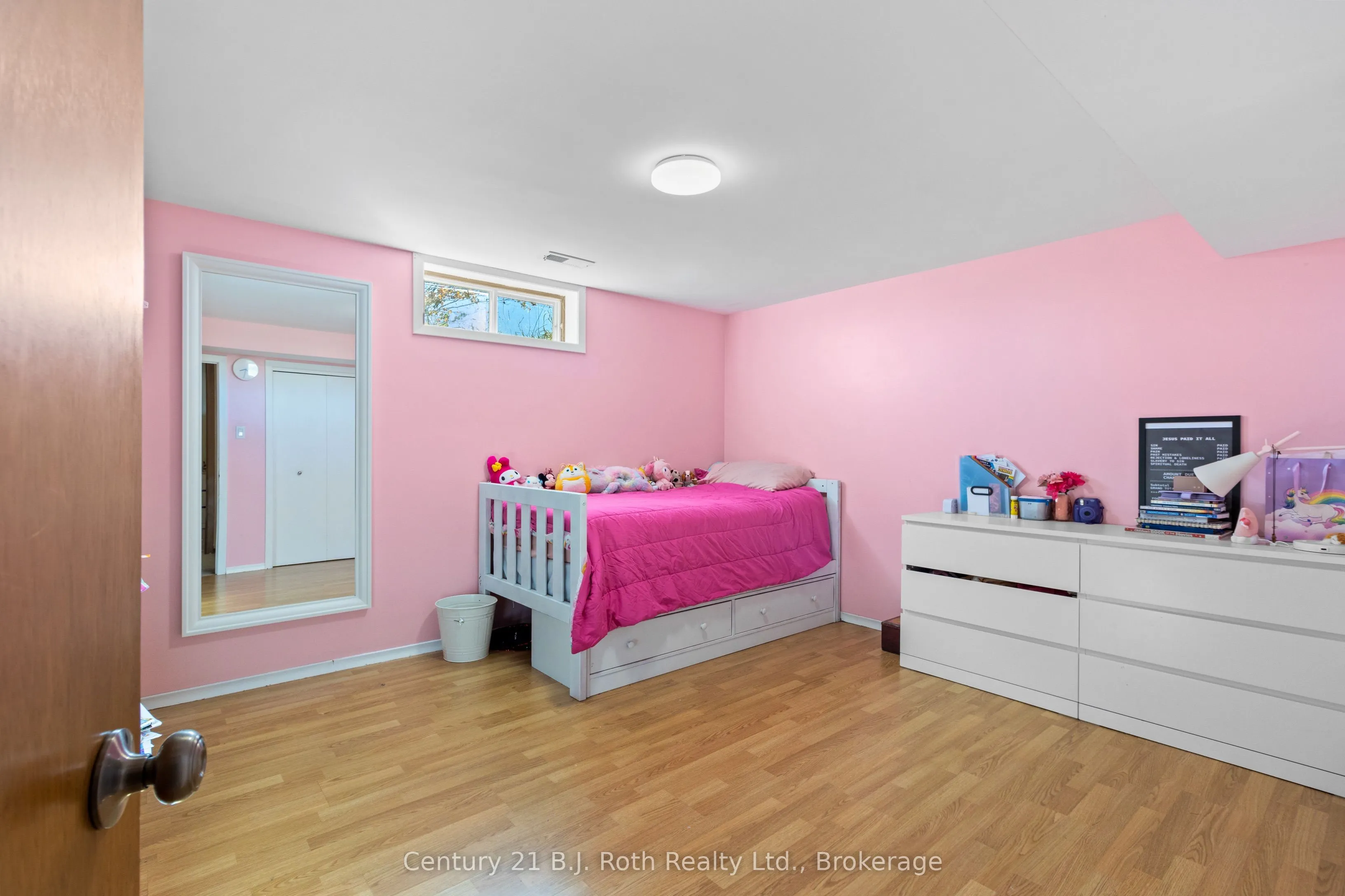21388 GREY RD 16