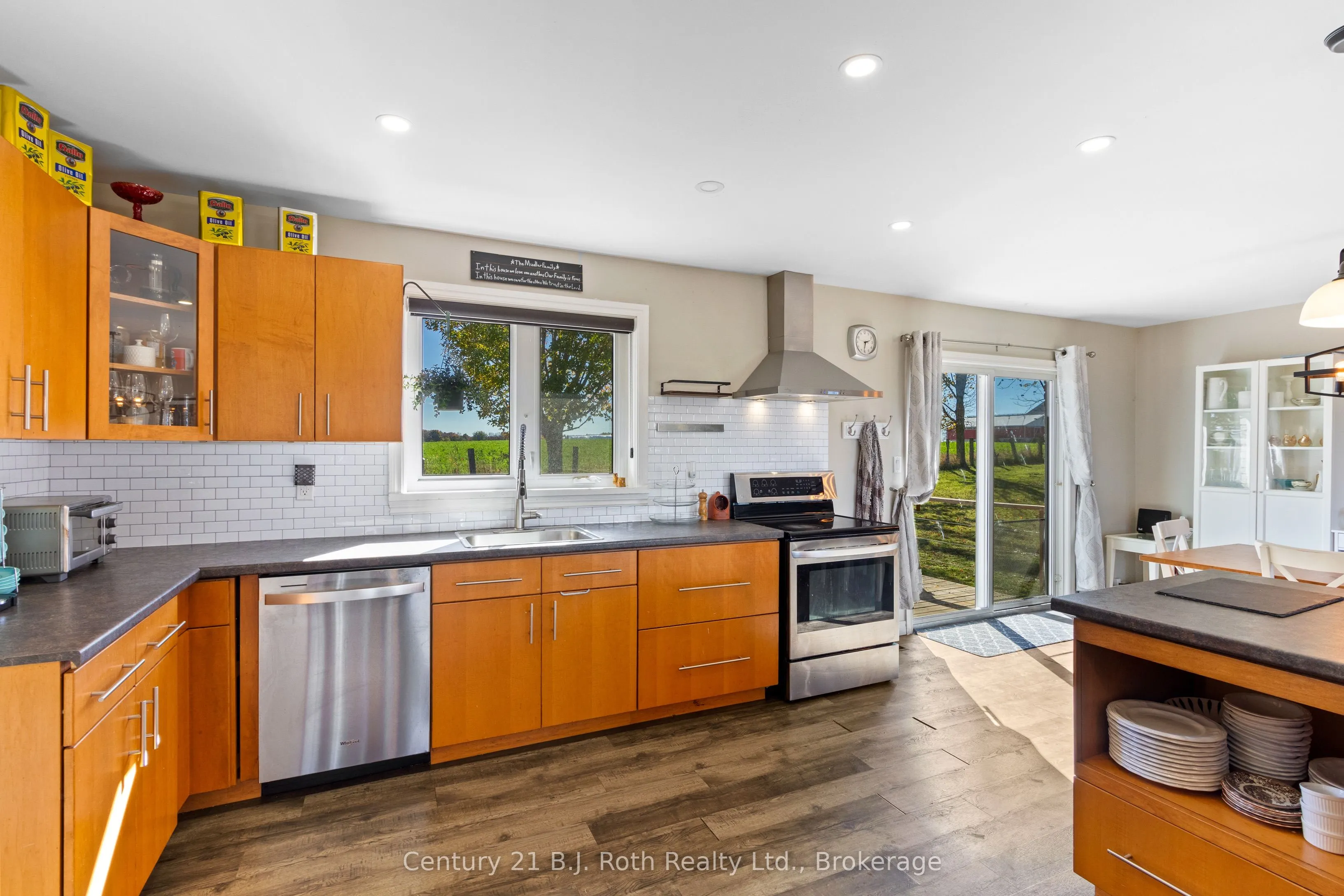 21388 GREY RD 16