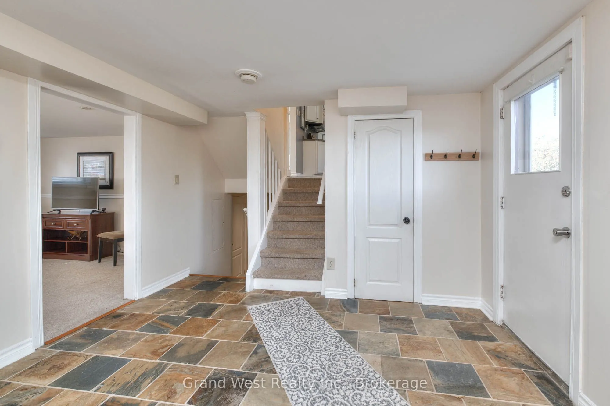 933 Alice Street