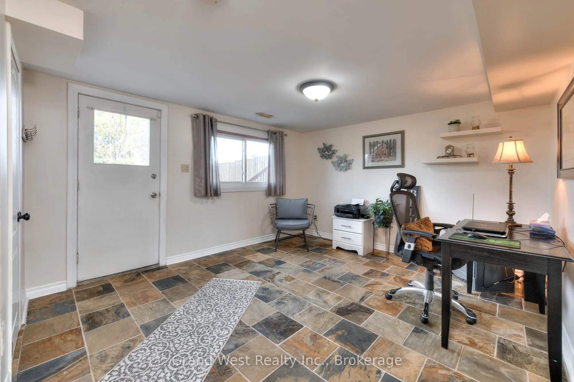 933 Alice Street