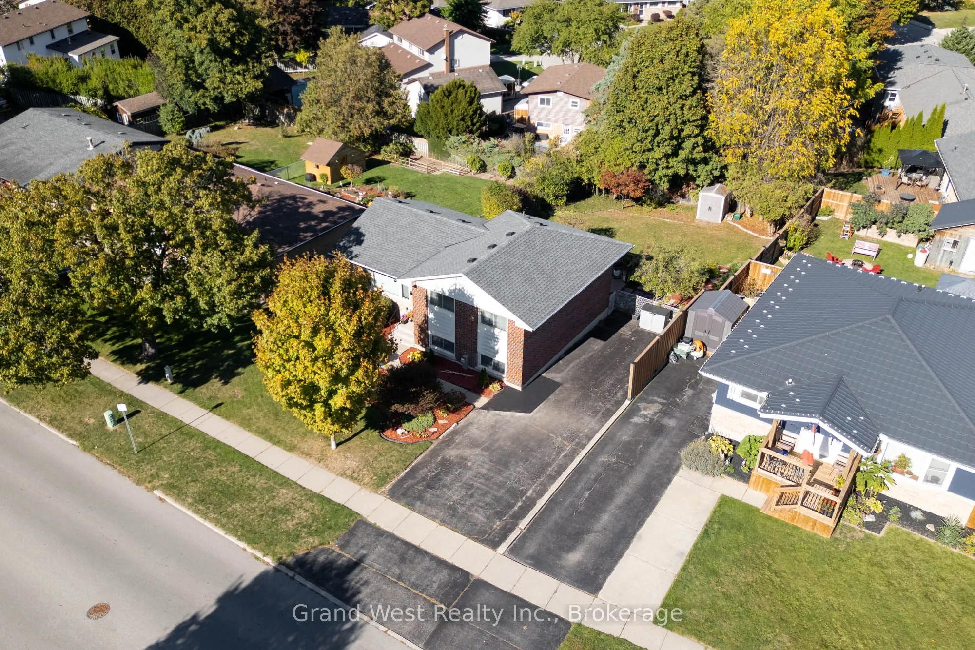 933 Alice Street