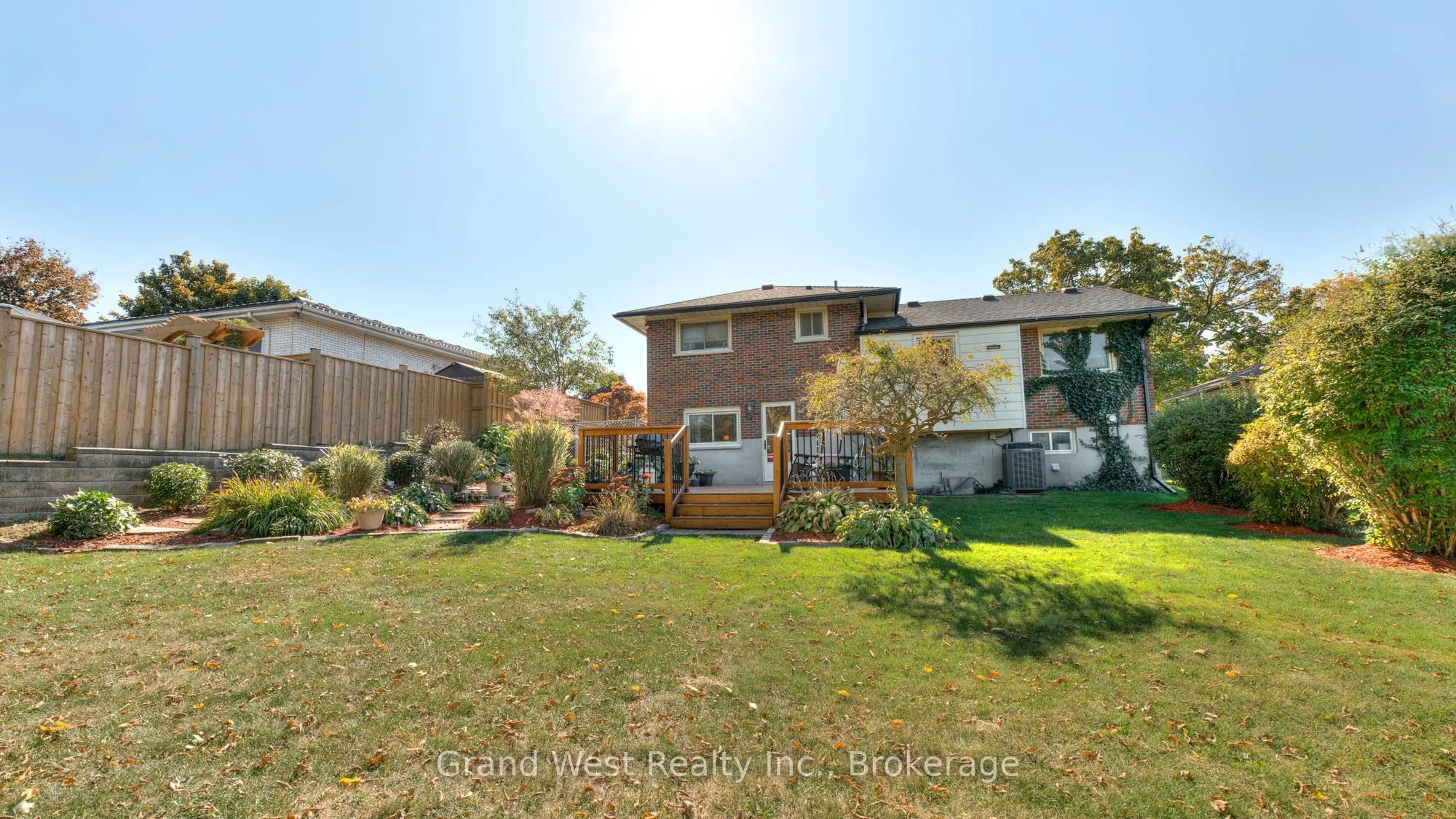933 Alice Street