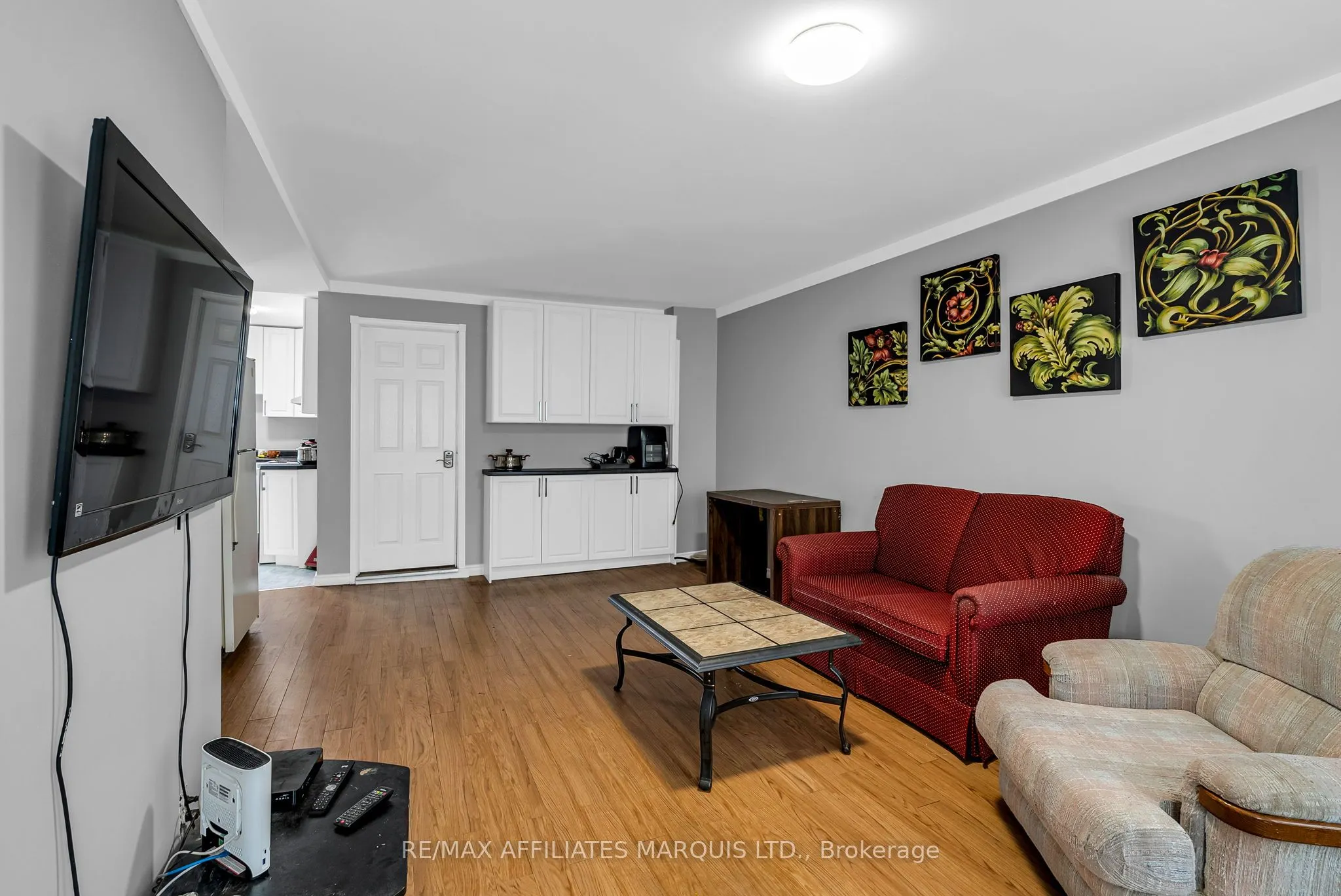 303 Guy Street