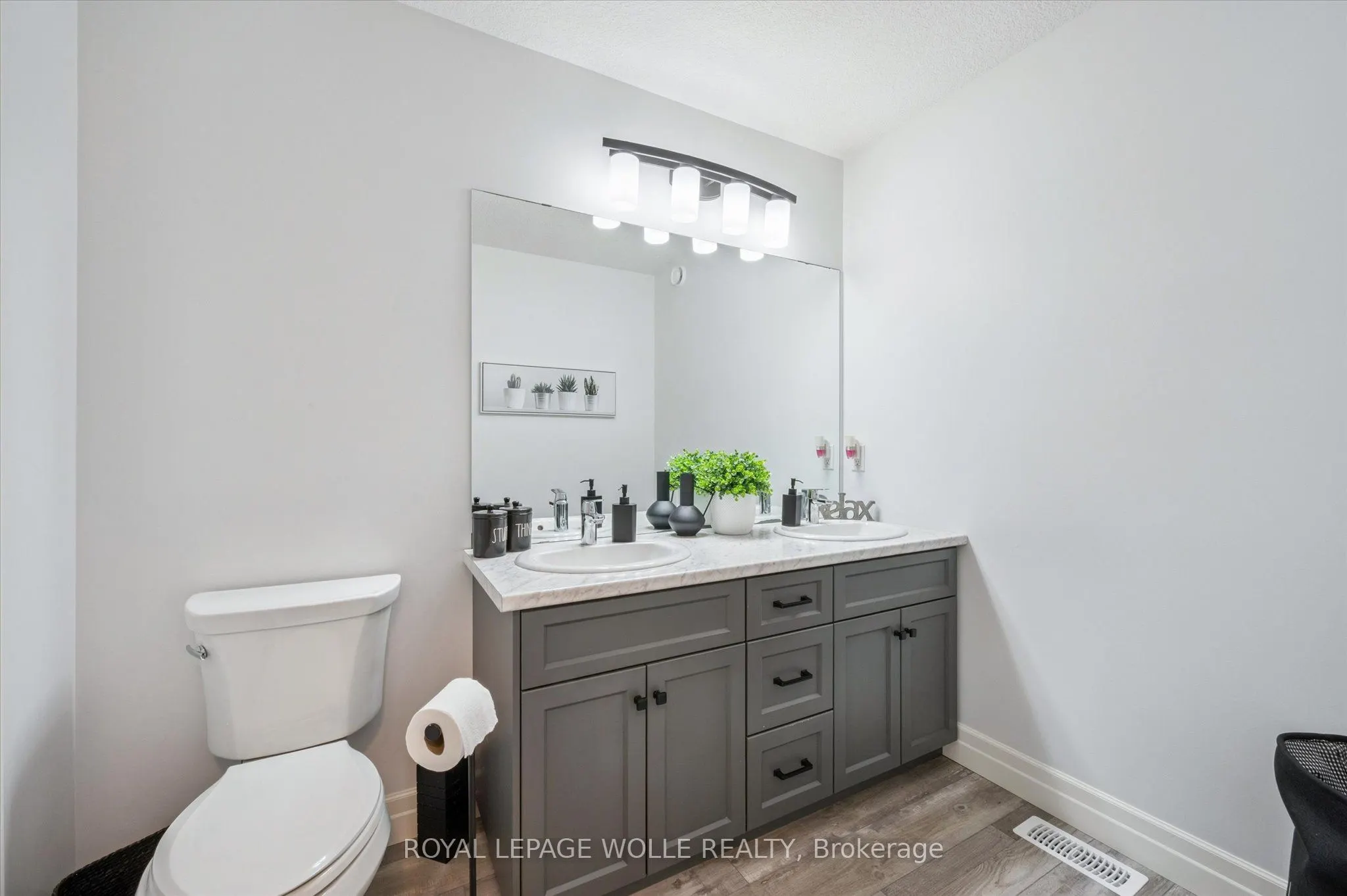 164 WOODBERRY Crescent