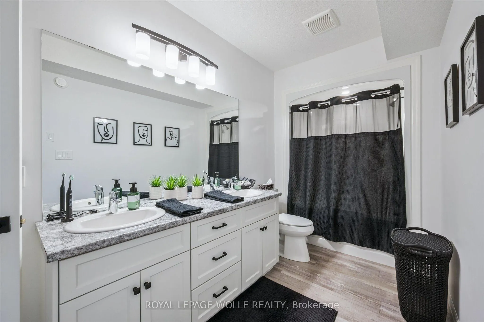 164 WOODBERRY Crescent
