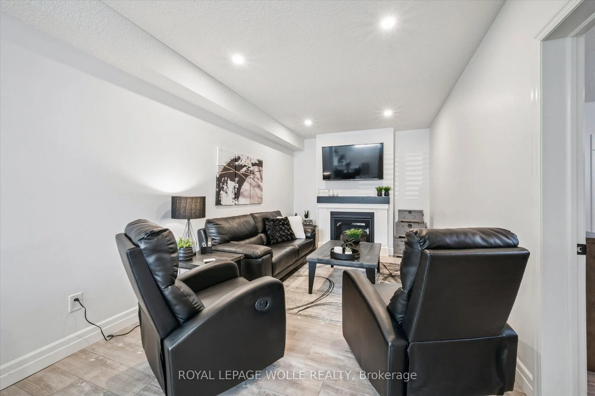 164 WOODBERRY Crescent