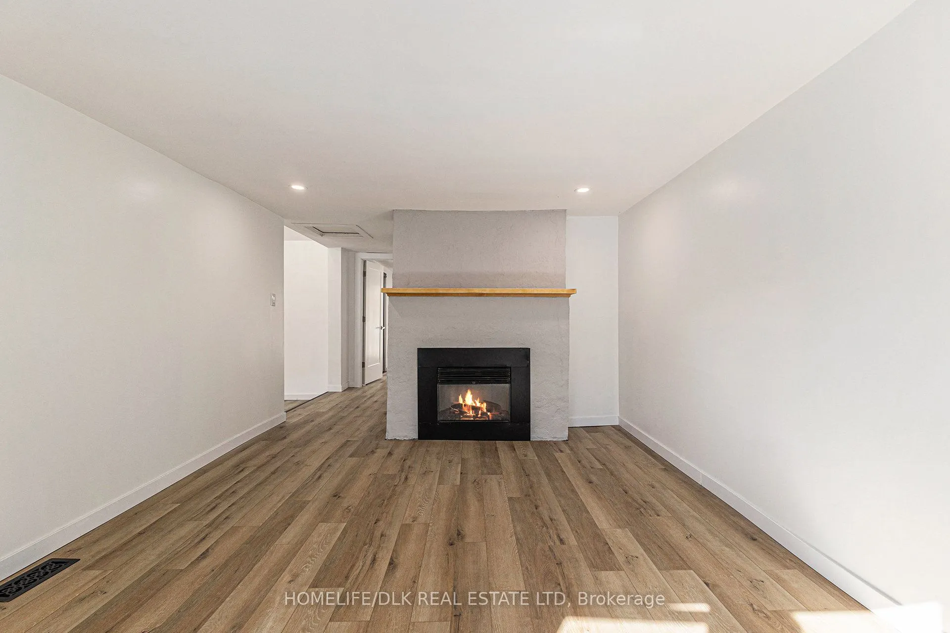203 Adelaide Street