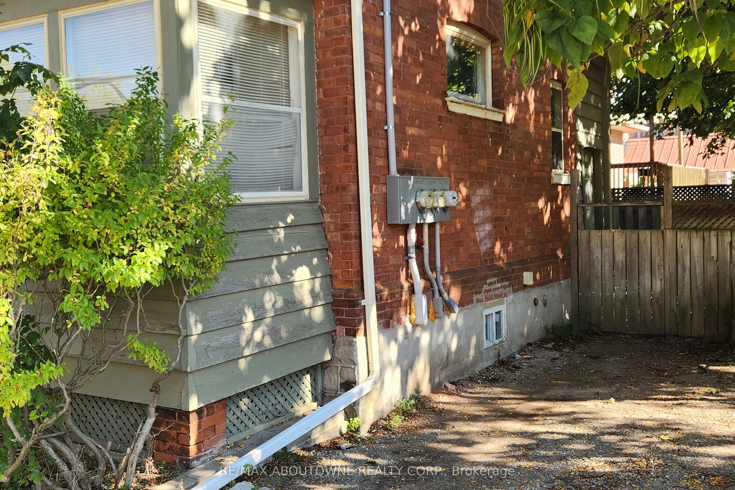 177 Chatham Street, #lower 2