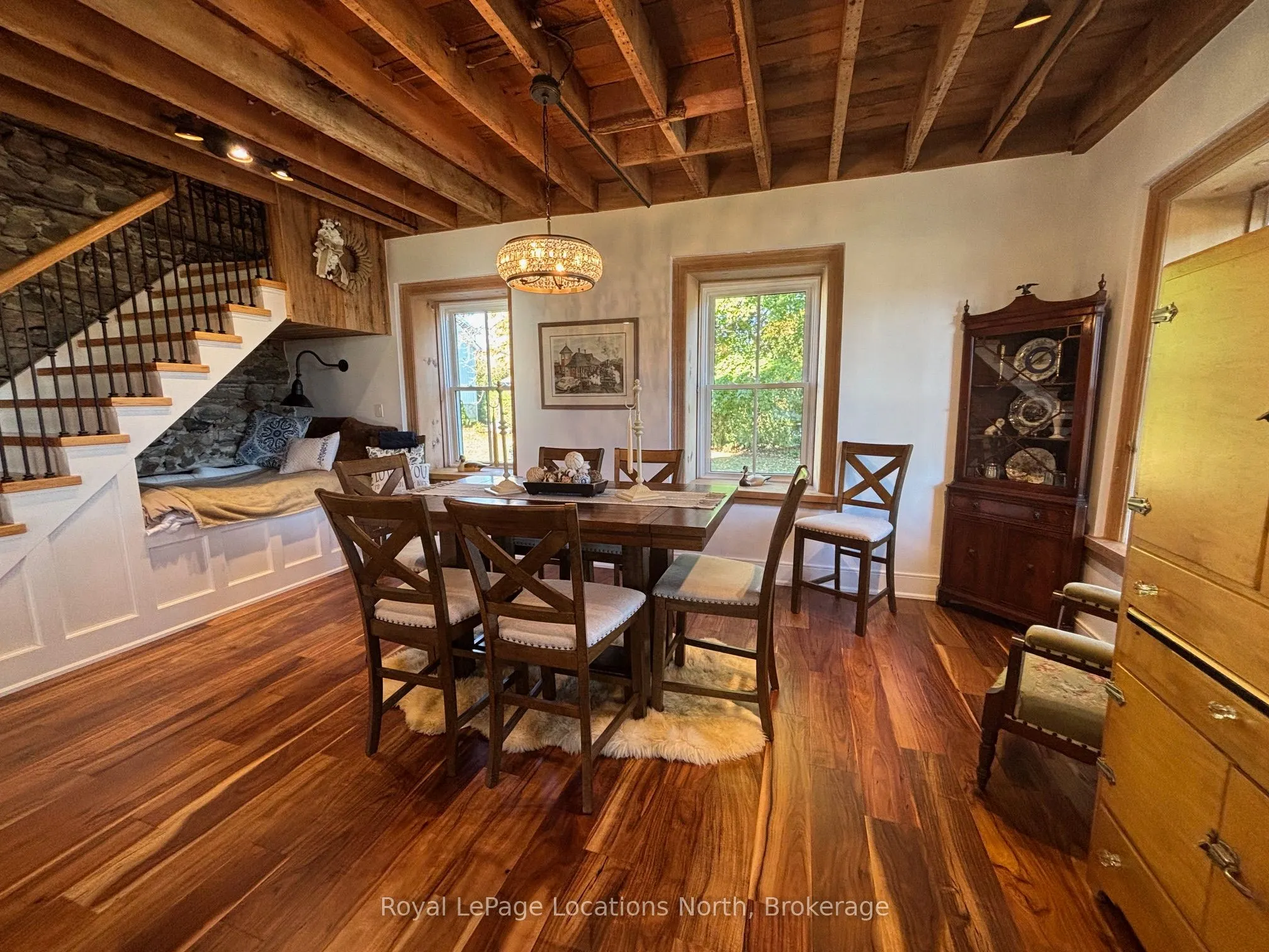 448 Grandview Drive
