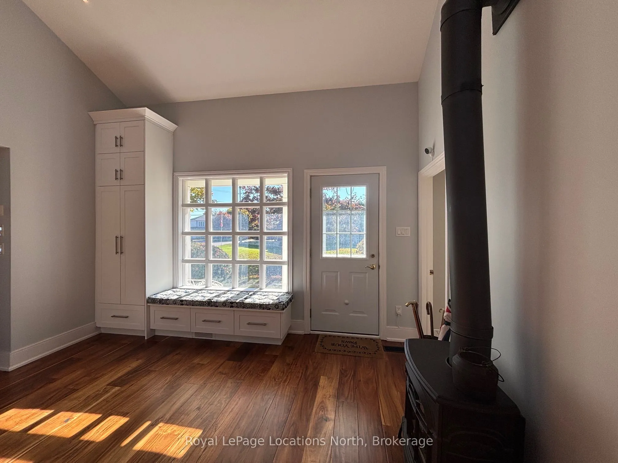 448 Grandview Drive