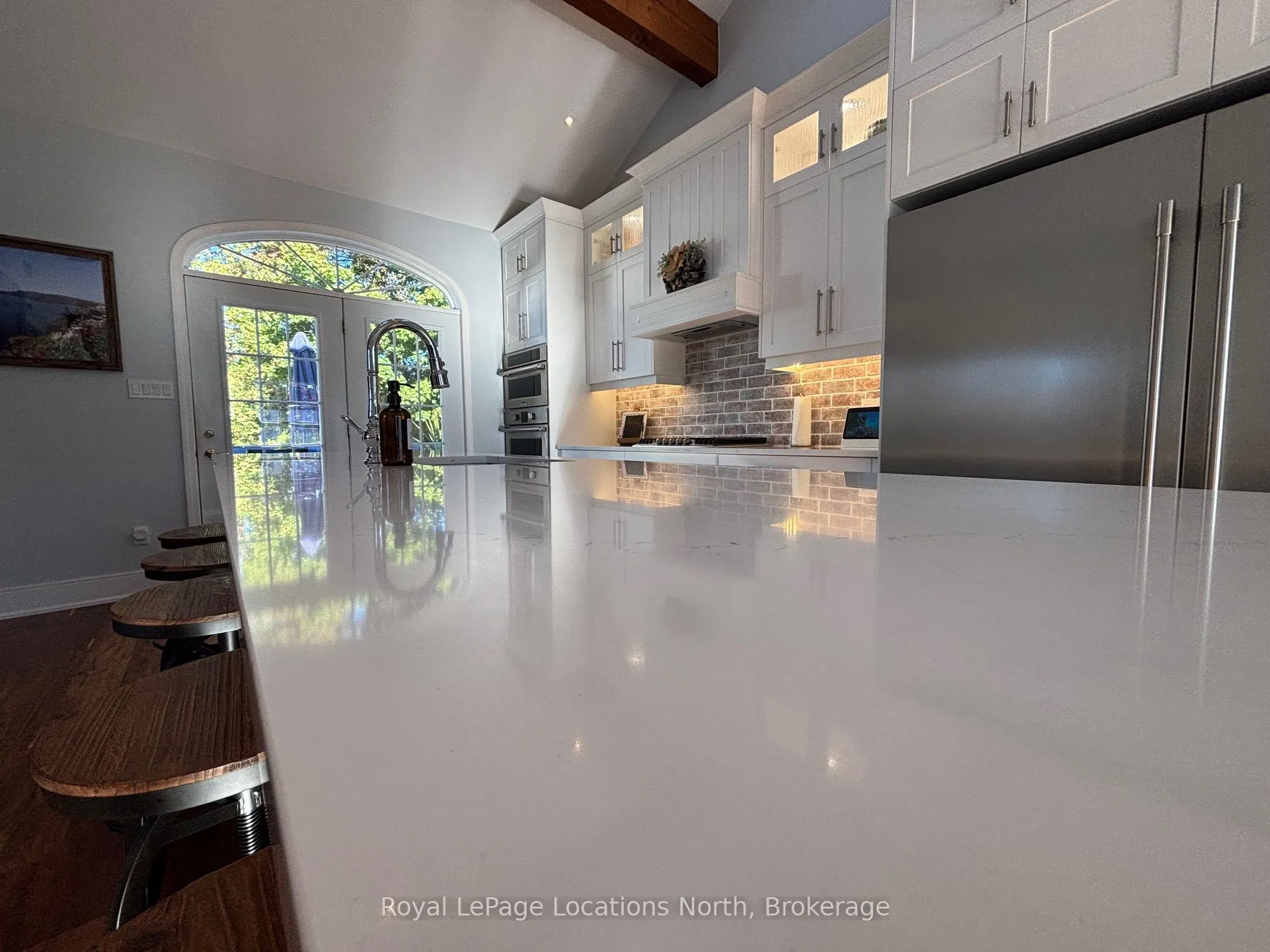 448 Grandview Drive