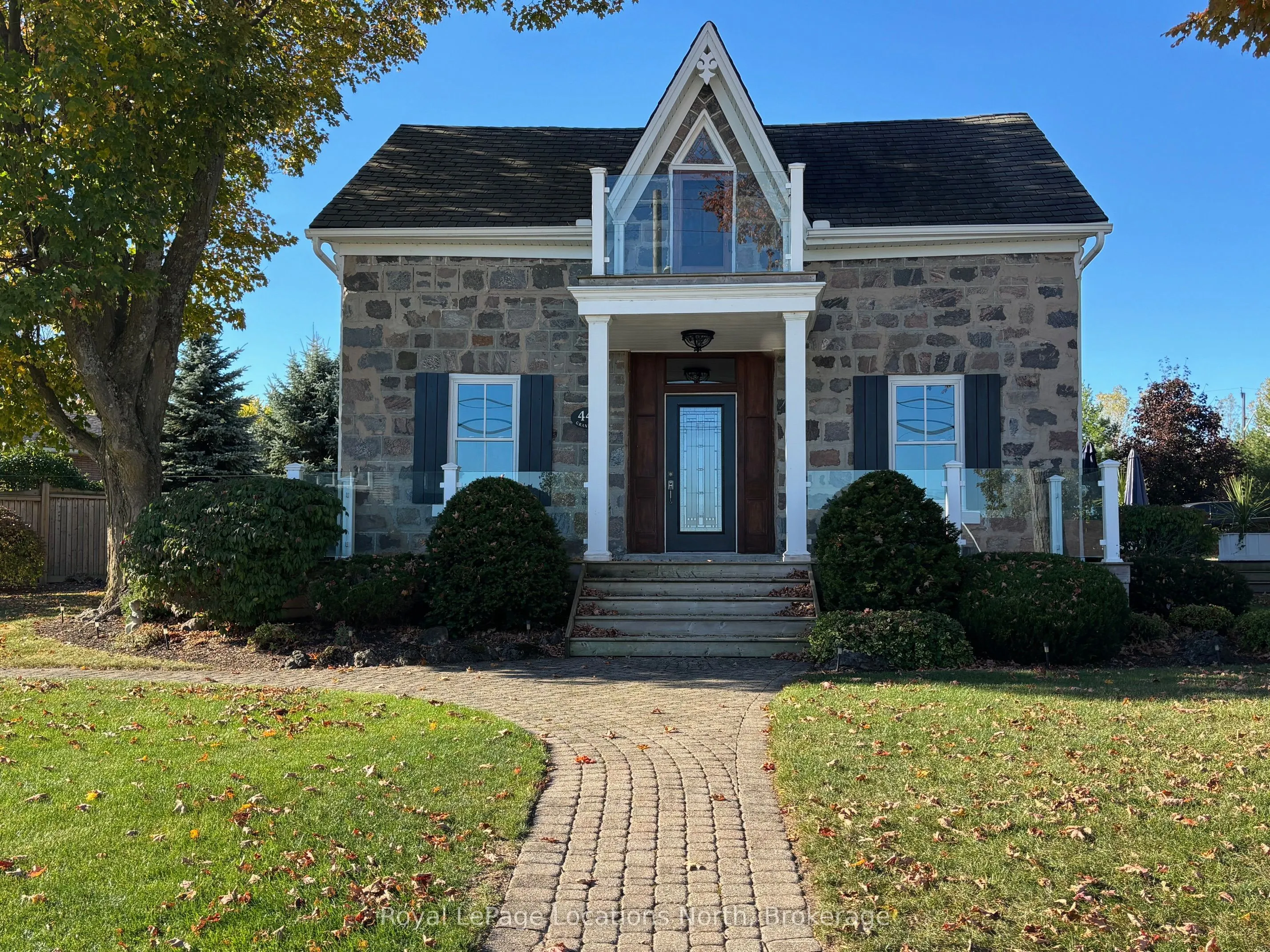 448 Grandview Drive