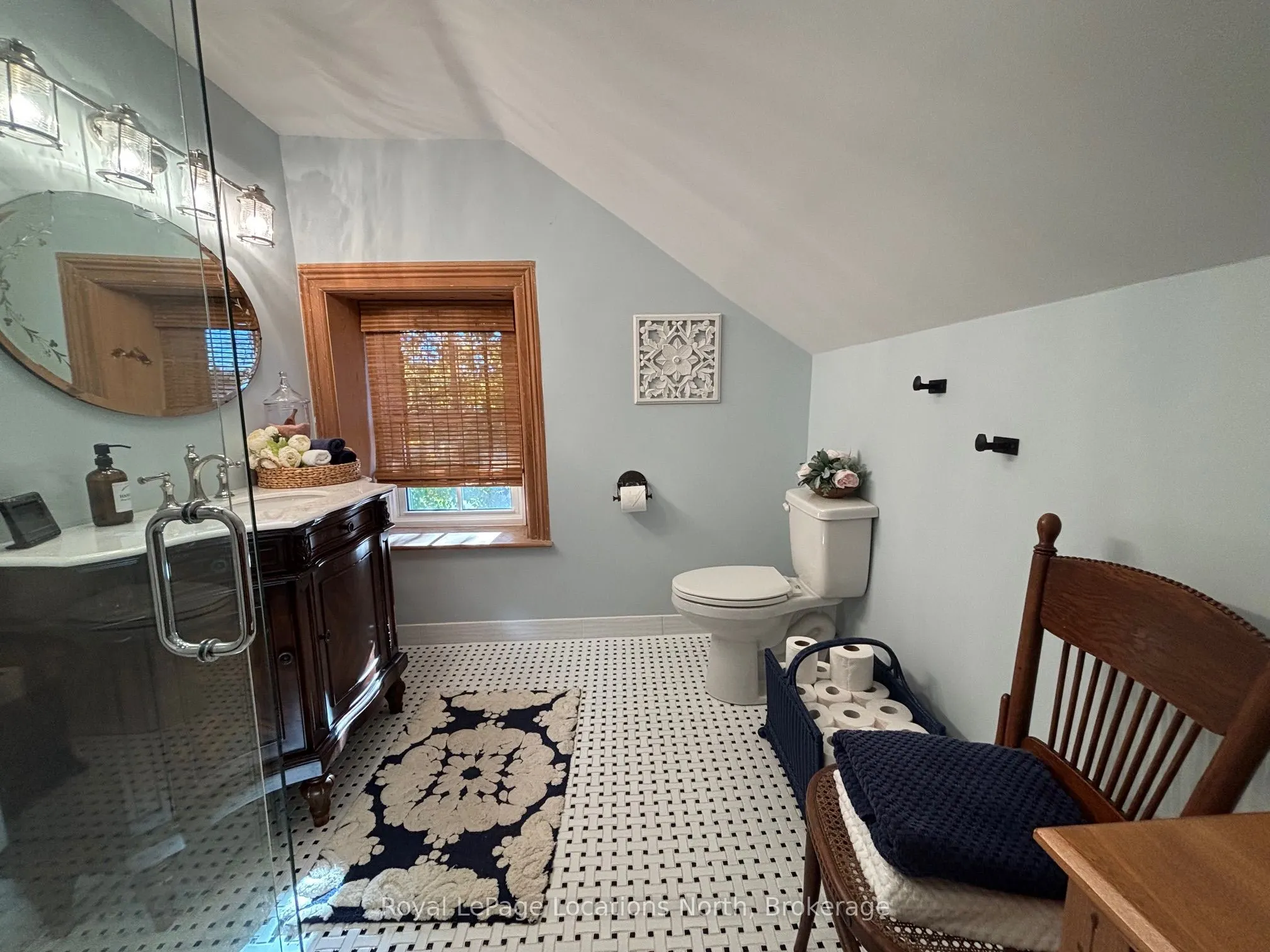 448 Grandview Drive