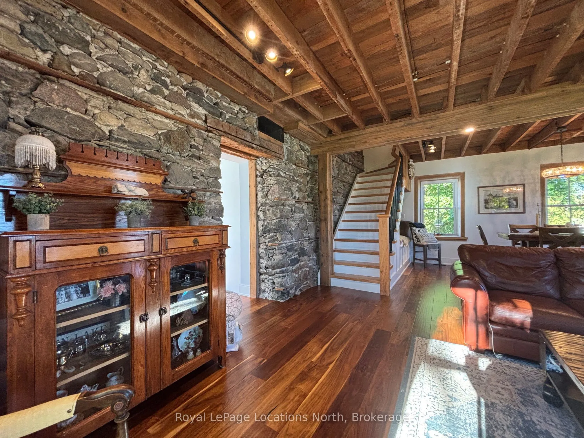 448 Grandview Drive