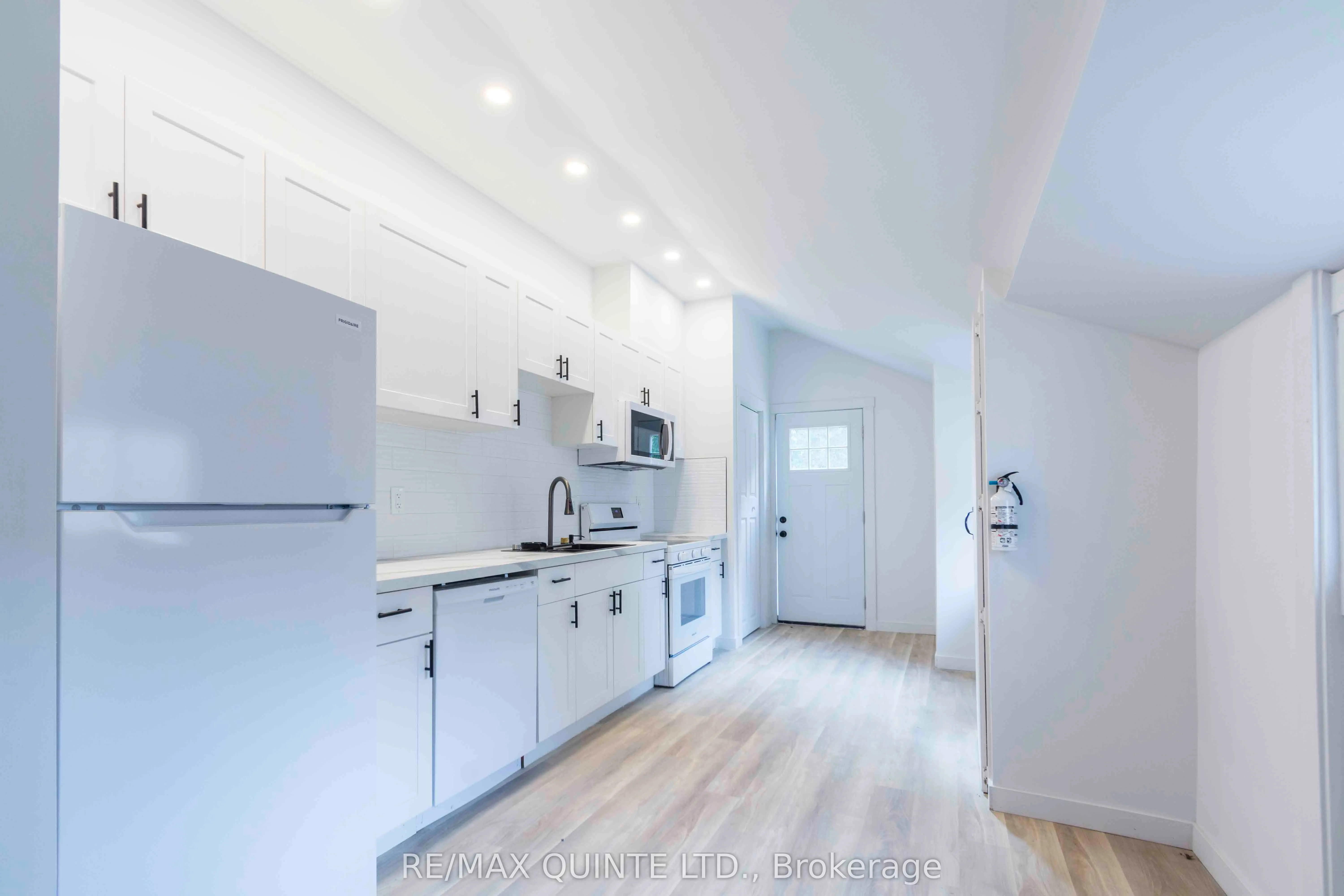 19 & 21 Railway Terrace