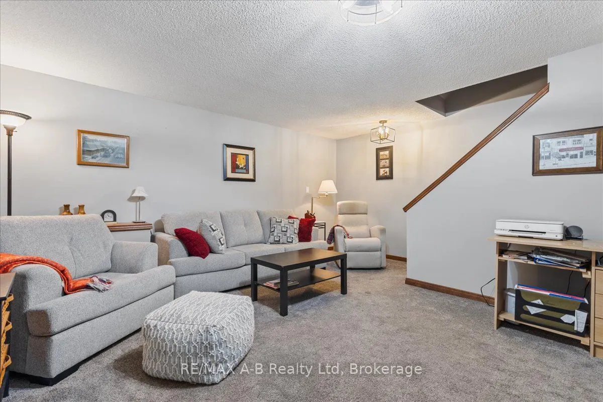 20 Southvale Road, #27