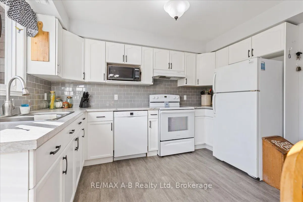 20 Southvale Road, #27