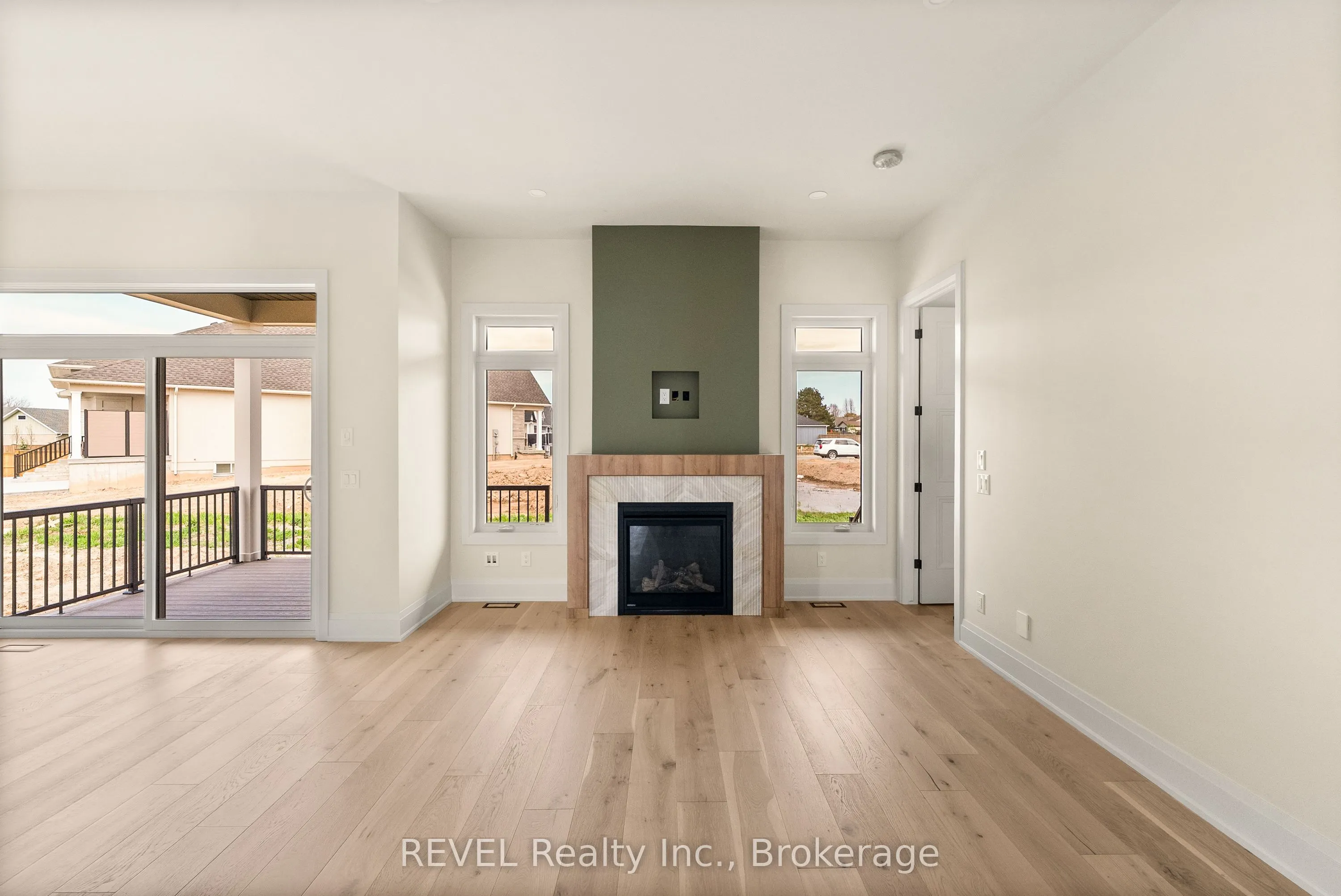 15 Oakley Drive