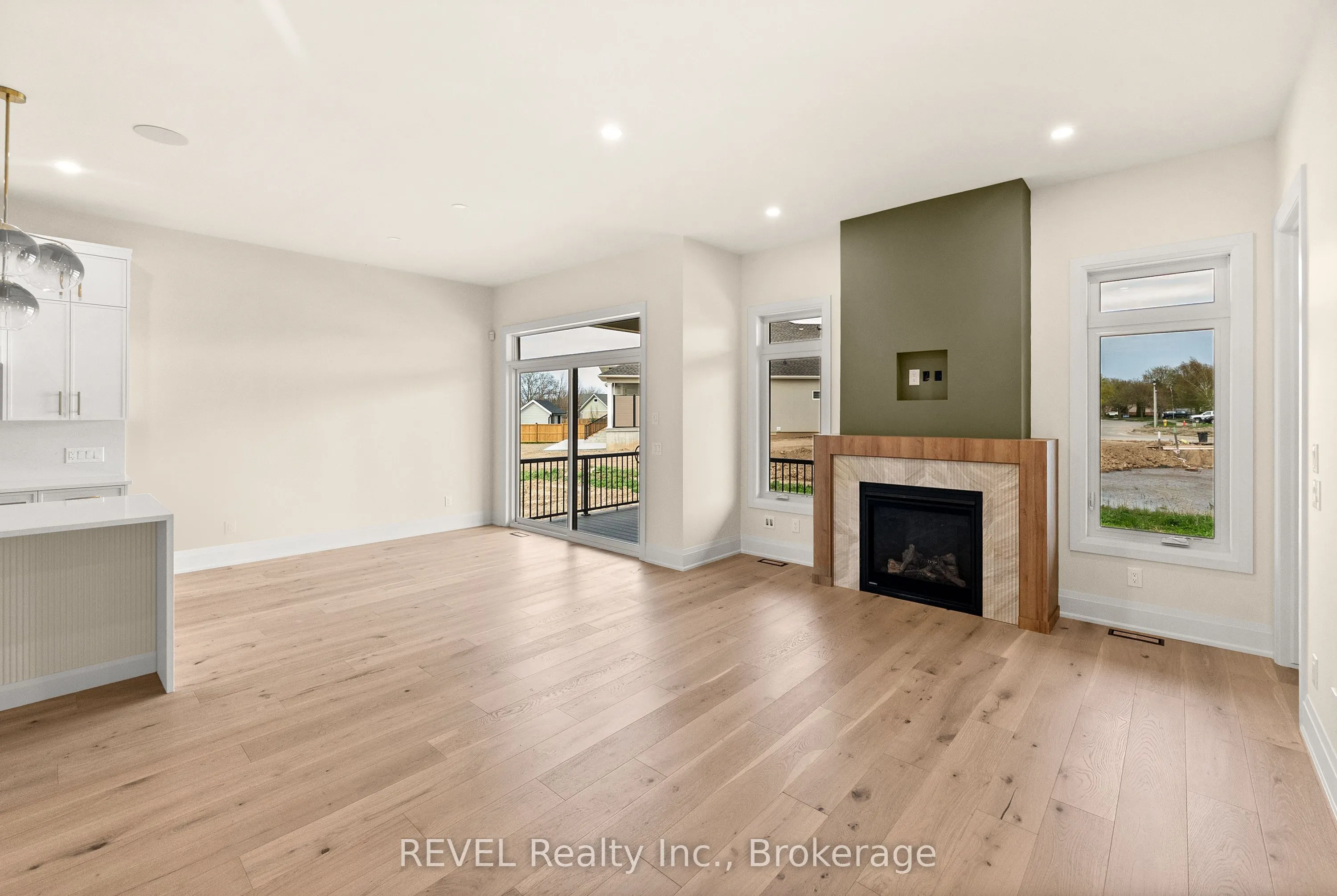 15 Oakley Drive