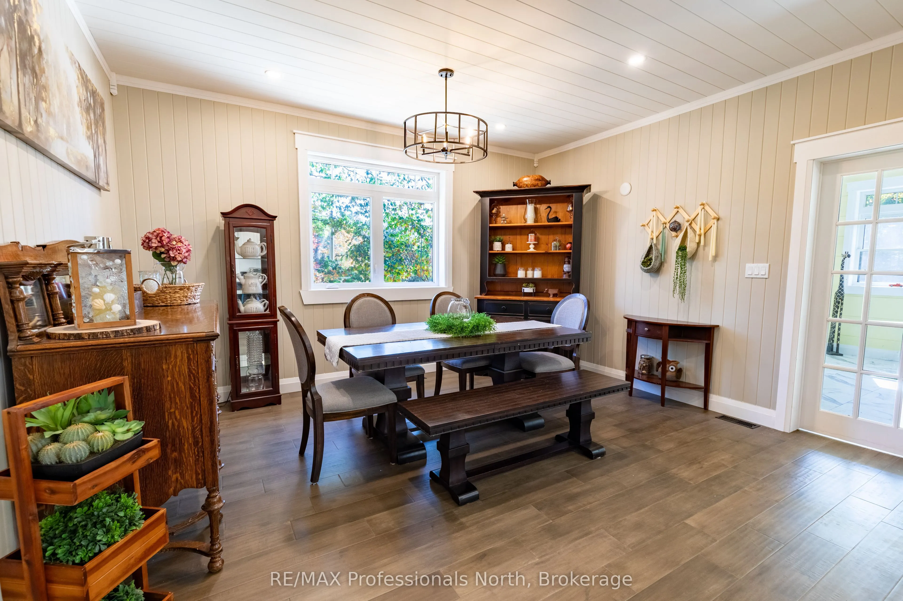 1203 Burlmarie Road