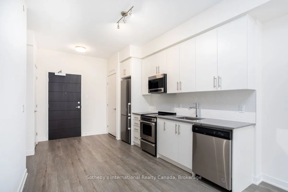 212 King William Street, #308