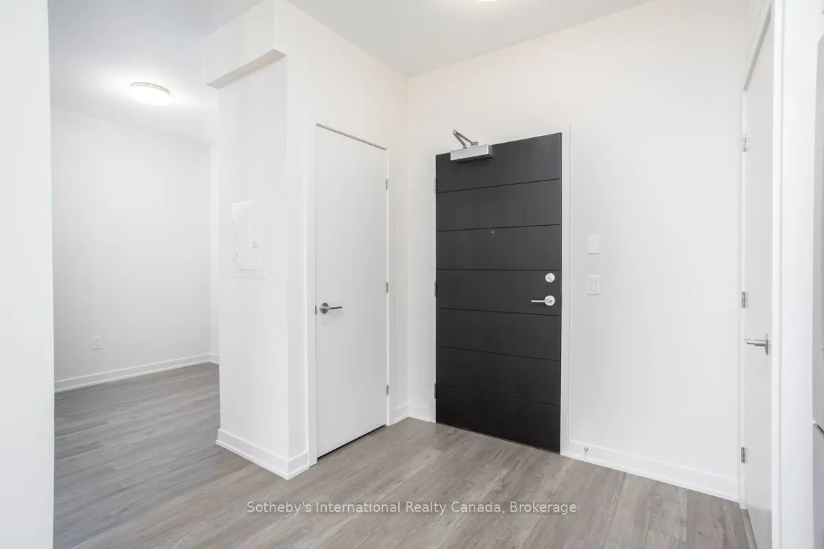 212 King William Street, #308