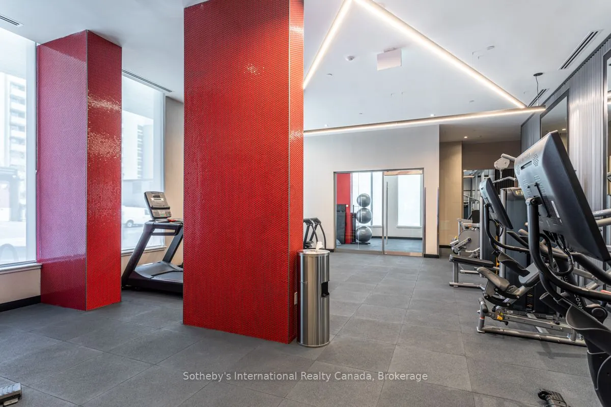 212 King William Street, #308