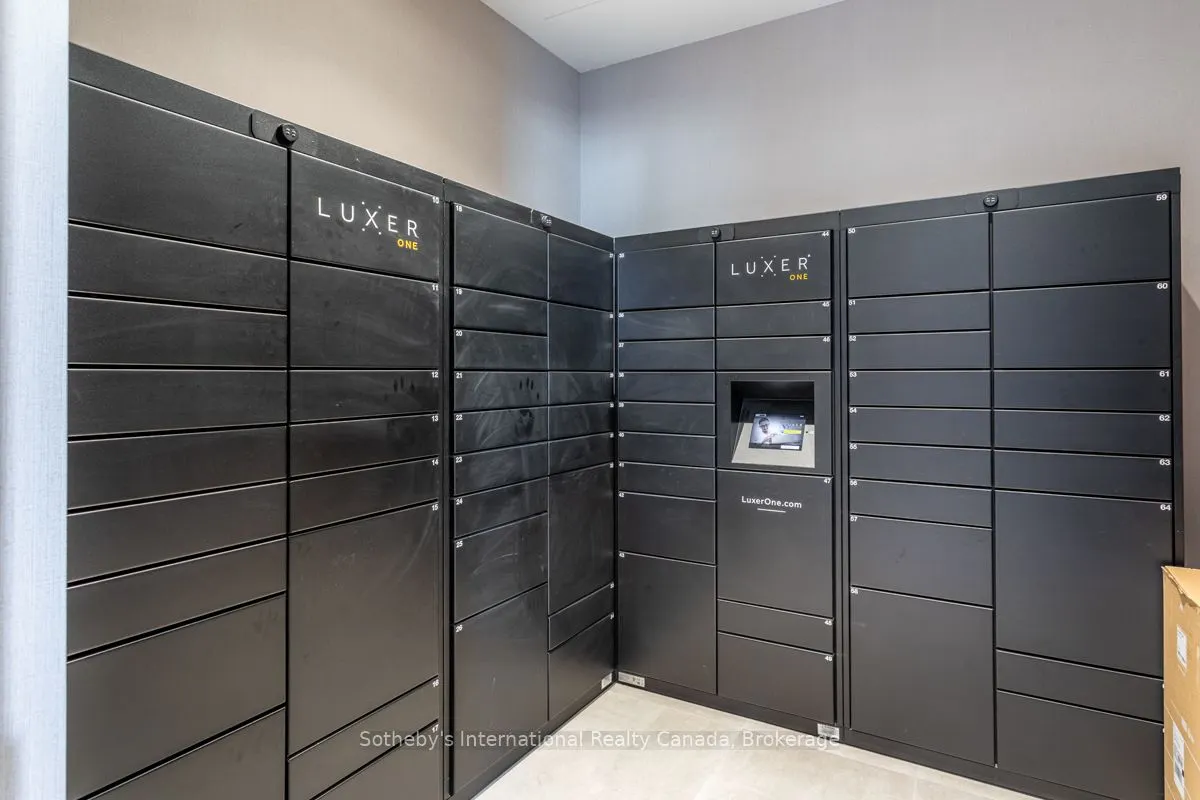 212 King William Street, #308
