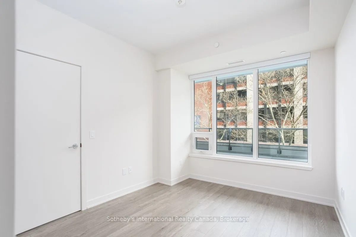212 King William Street, #308