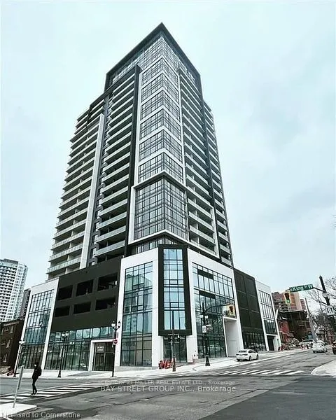 15 Queen . Street S, #1009