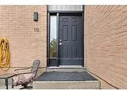 10-105 ANDOVER Drive, #5
