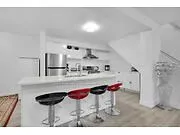 10-105 ANDOVER Drive, #5