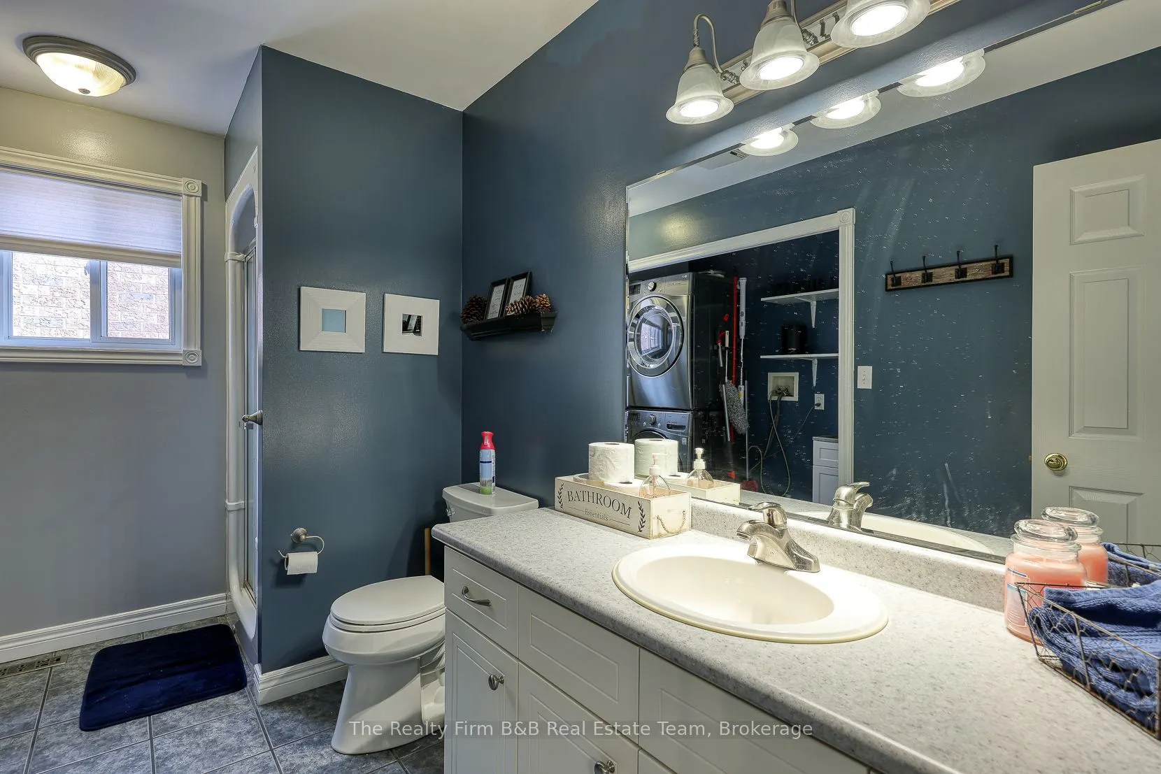 35 Blue Jay Boulevard