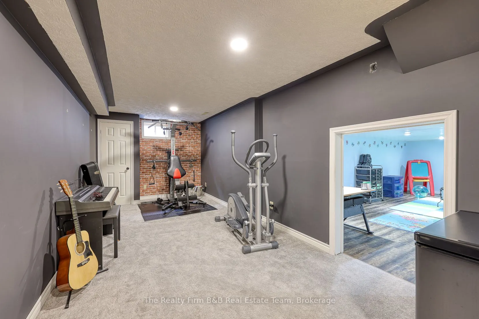 35 Blue Jay Boulevard