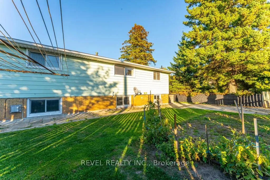 69 Buckingham Drive